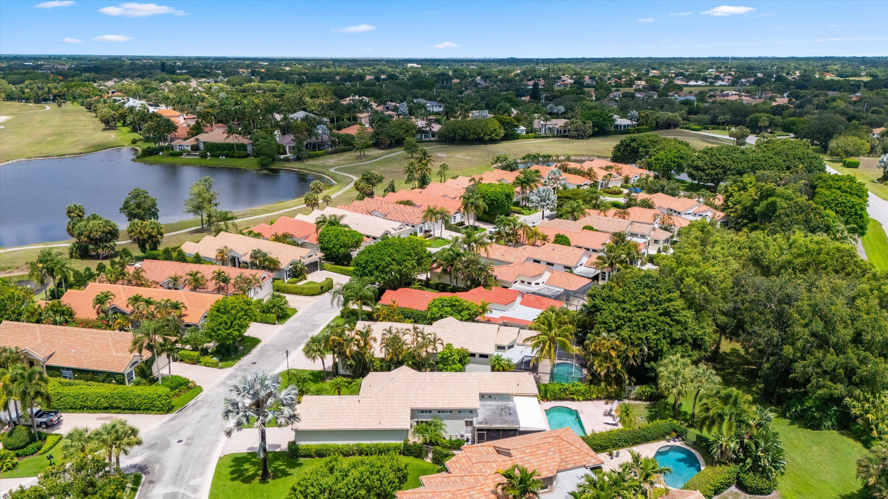 CHUKKER COVE P B POLO & CNTRY CLUB WELL - Residential