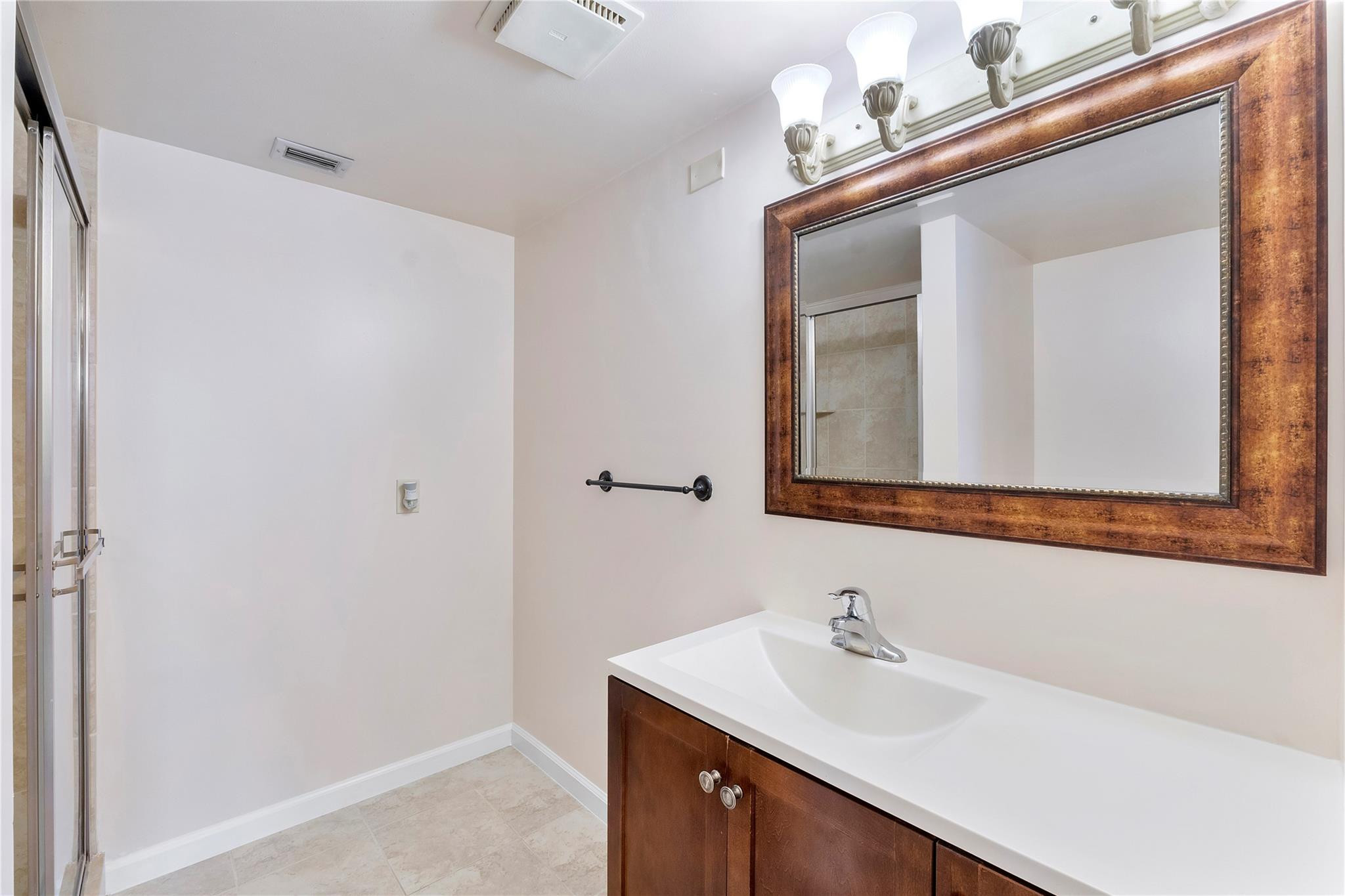 Coral Gate X Condo - Residential