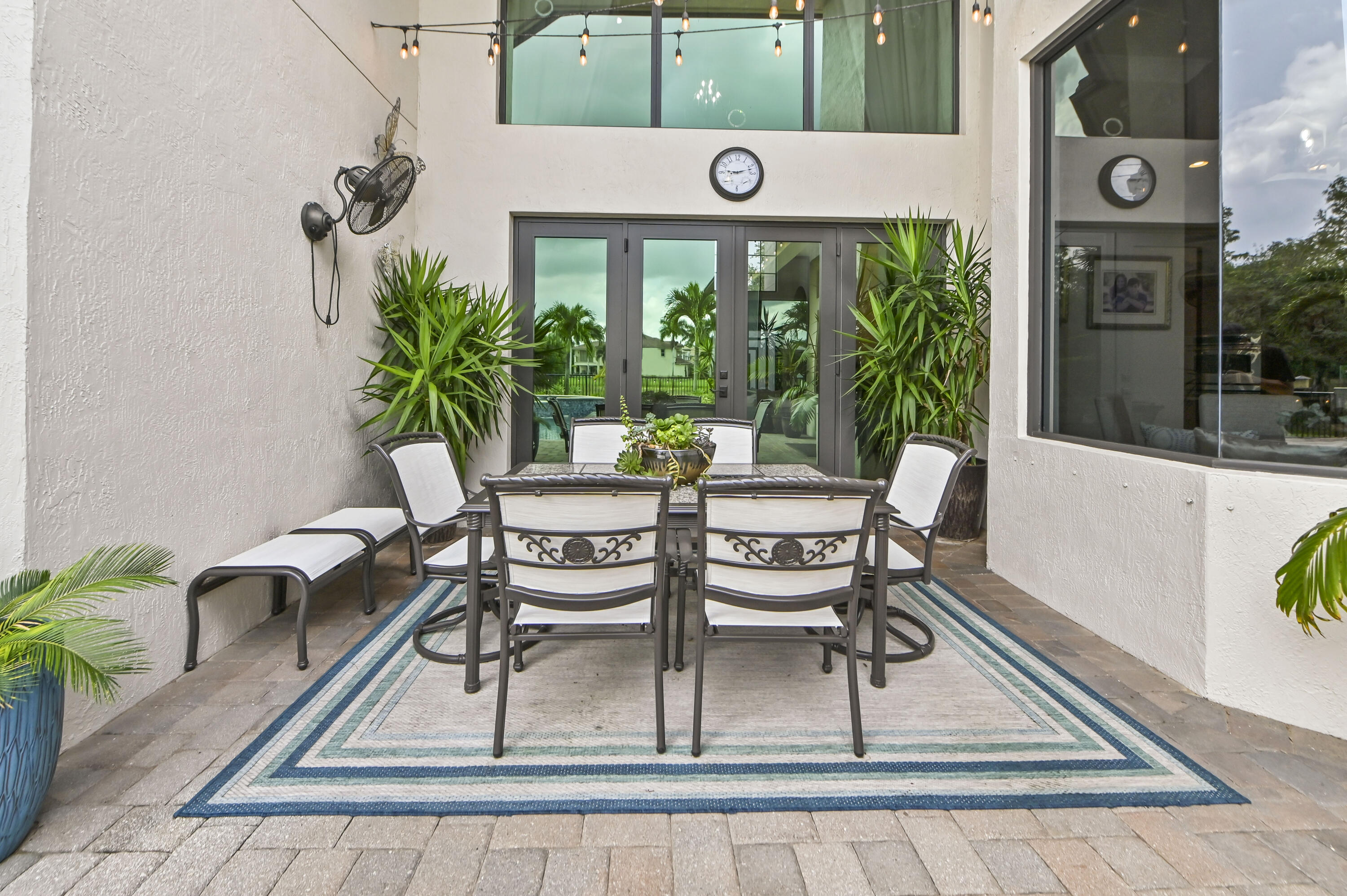 WELLINGTON VIEW - Residential