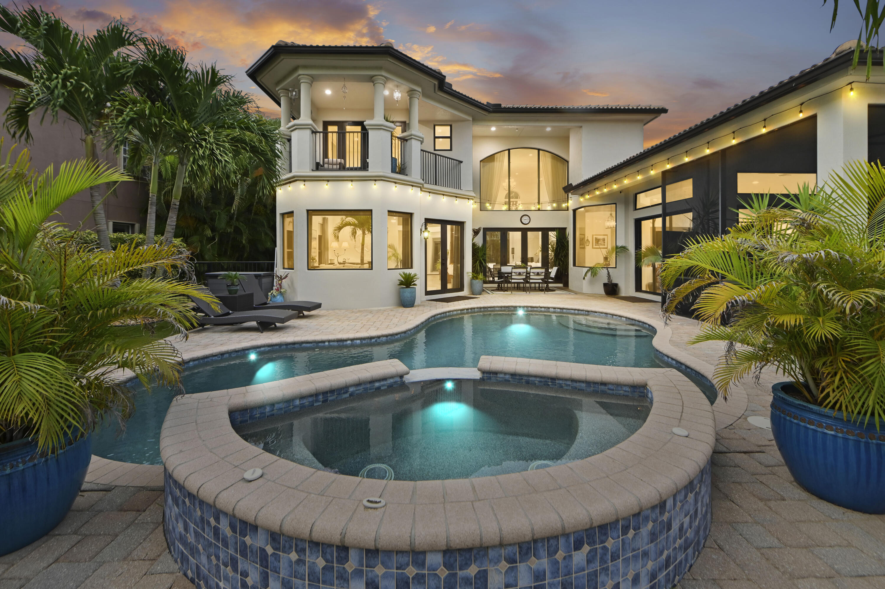 WELLINGTON VIEW - Residential