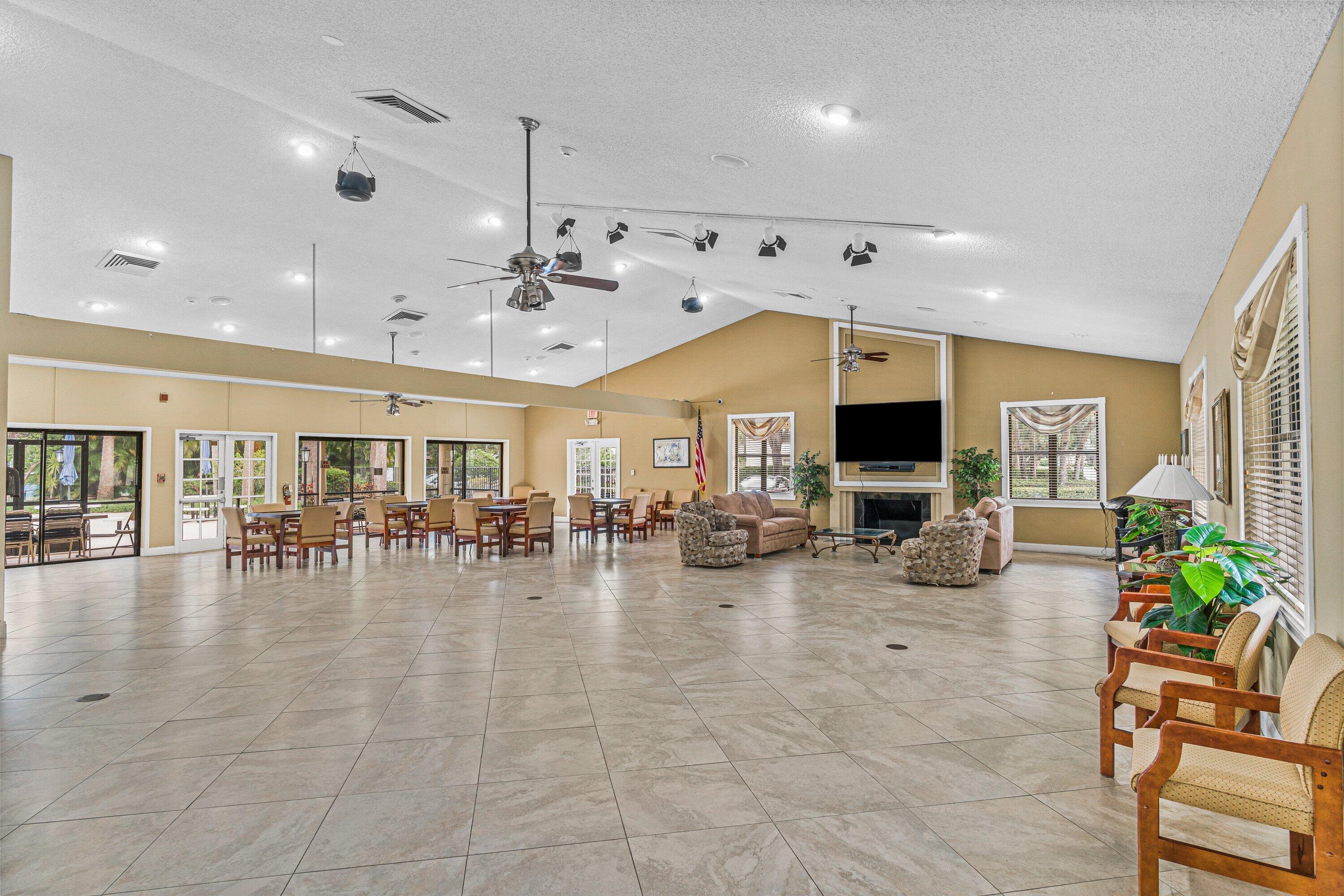 PARK POINTE - Residential