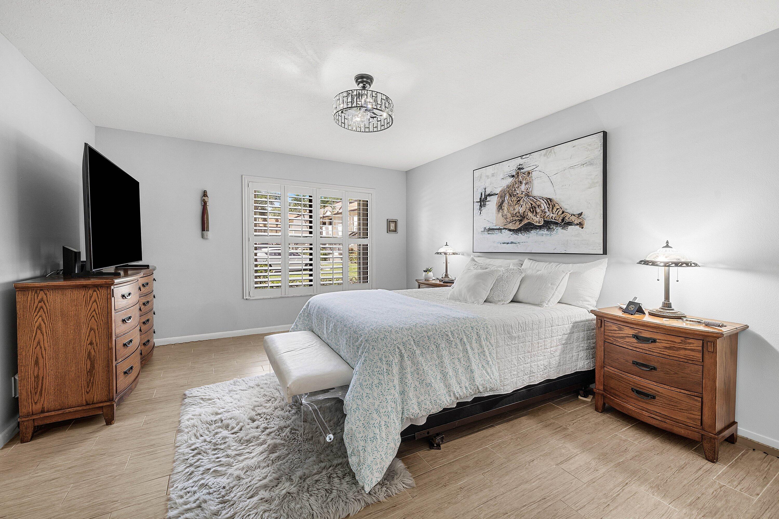 PARK POINTE - Residential