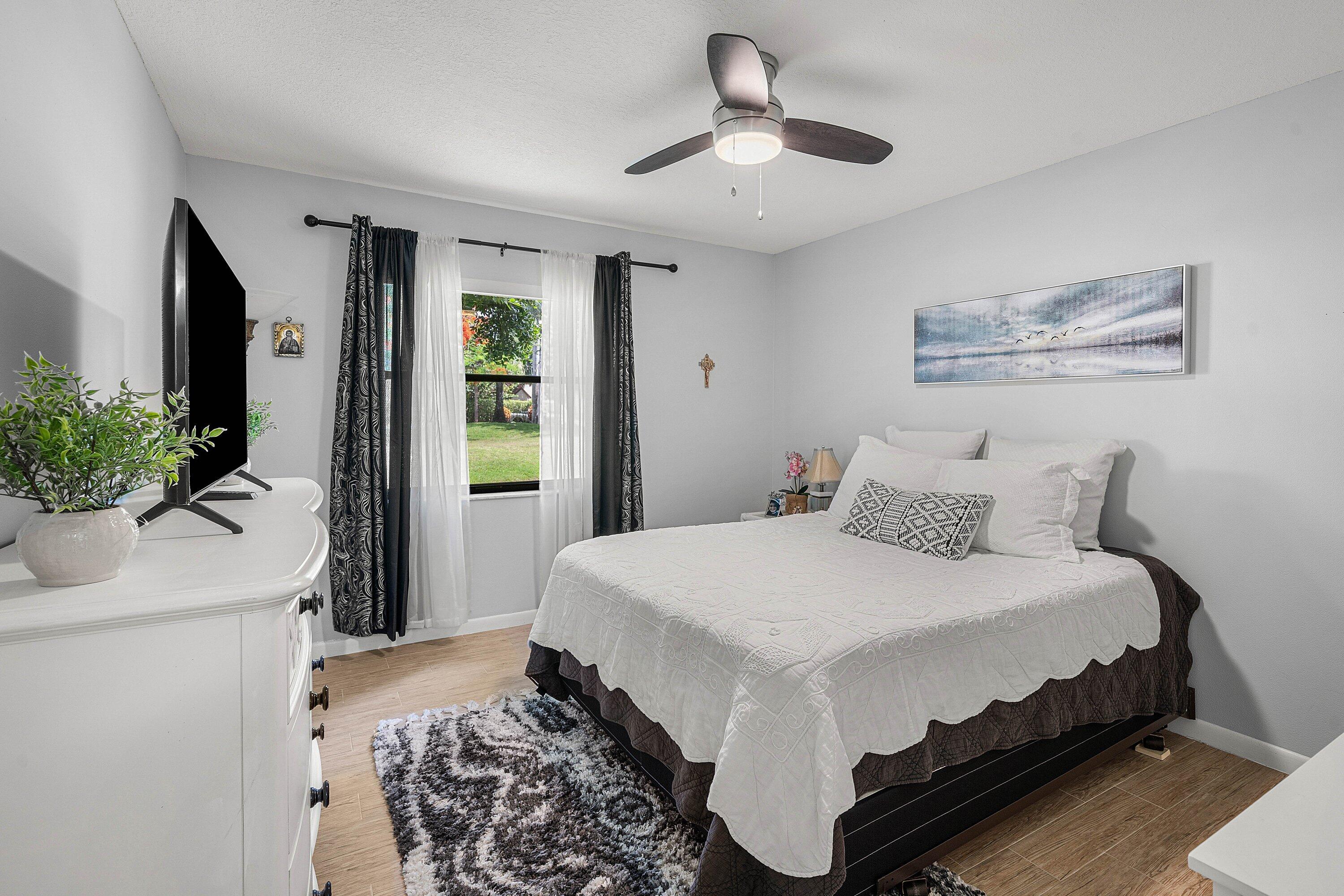 PARK POINTE - Residential