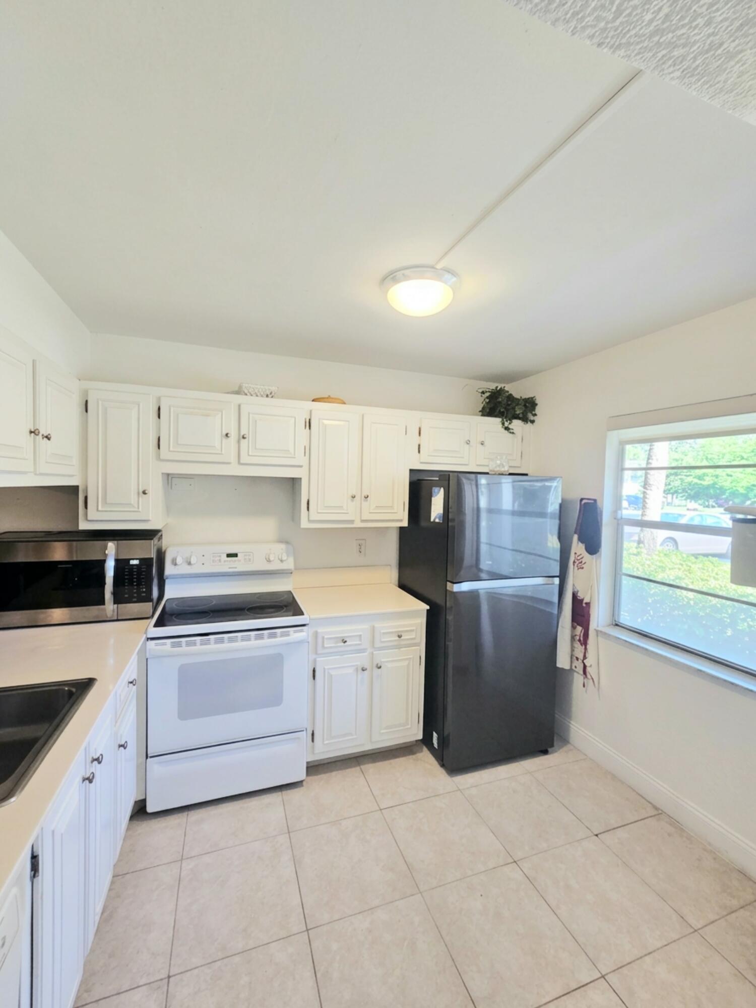 WYNMOOR - Residential Lease