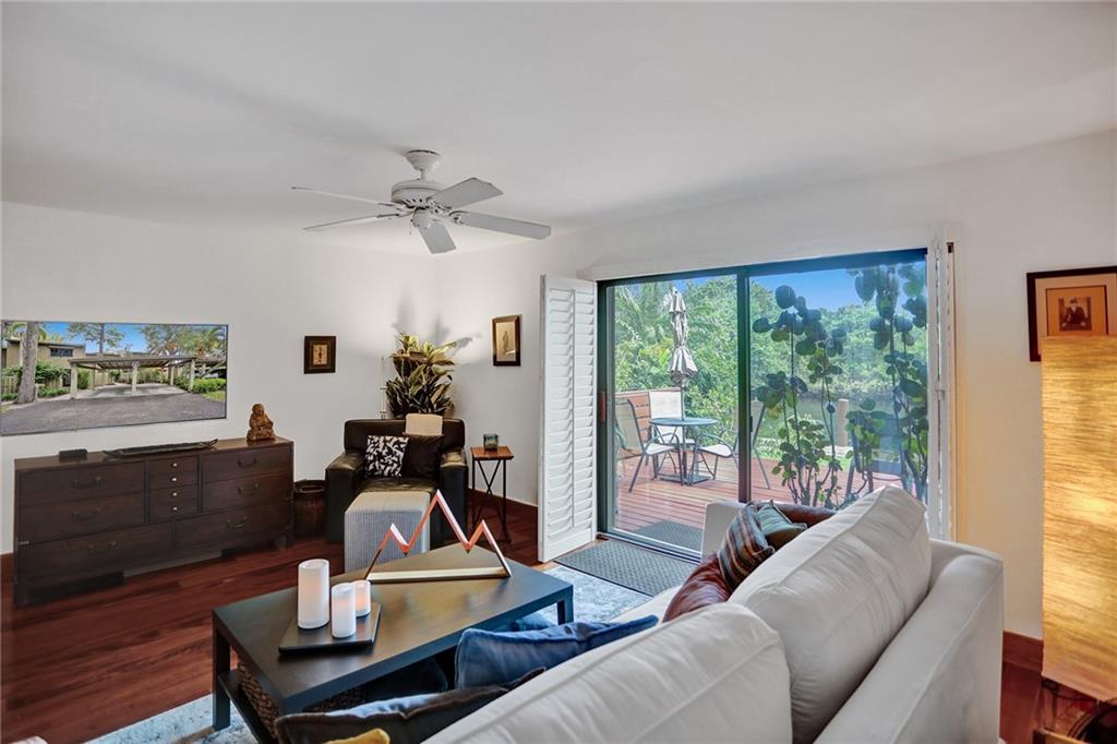 TROPICAL GARDENS - Residential