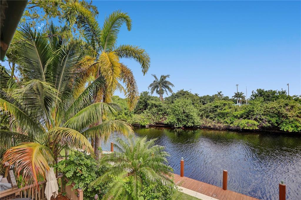 TROPICAL GARDENS - Residential