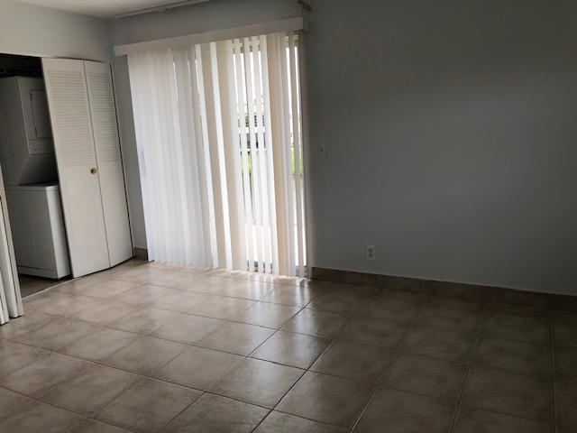 KINGS POINT SAXONY CONDOS - Residential Lease