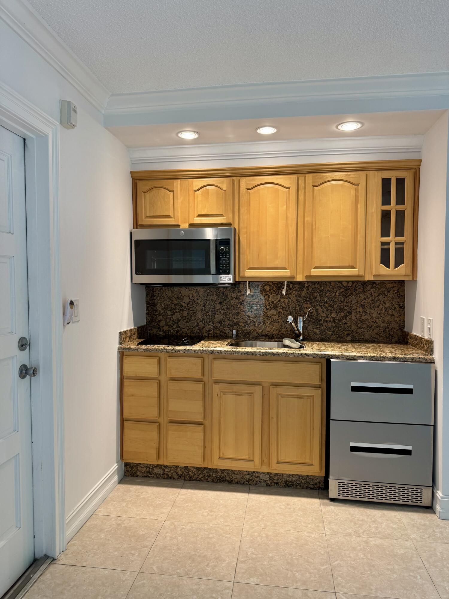 NO 23 PALM-AIRE COUNTRY CLUB - Residential