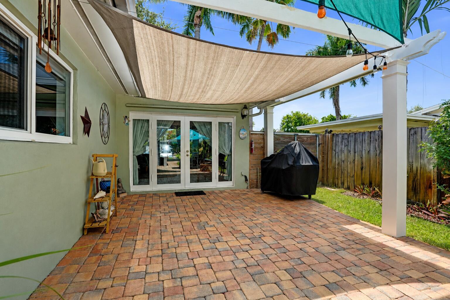 FLORANADA RIDGE SEC - Residential
