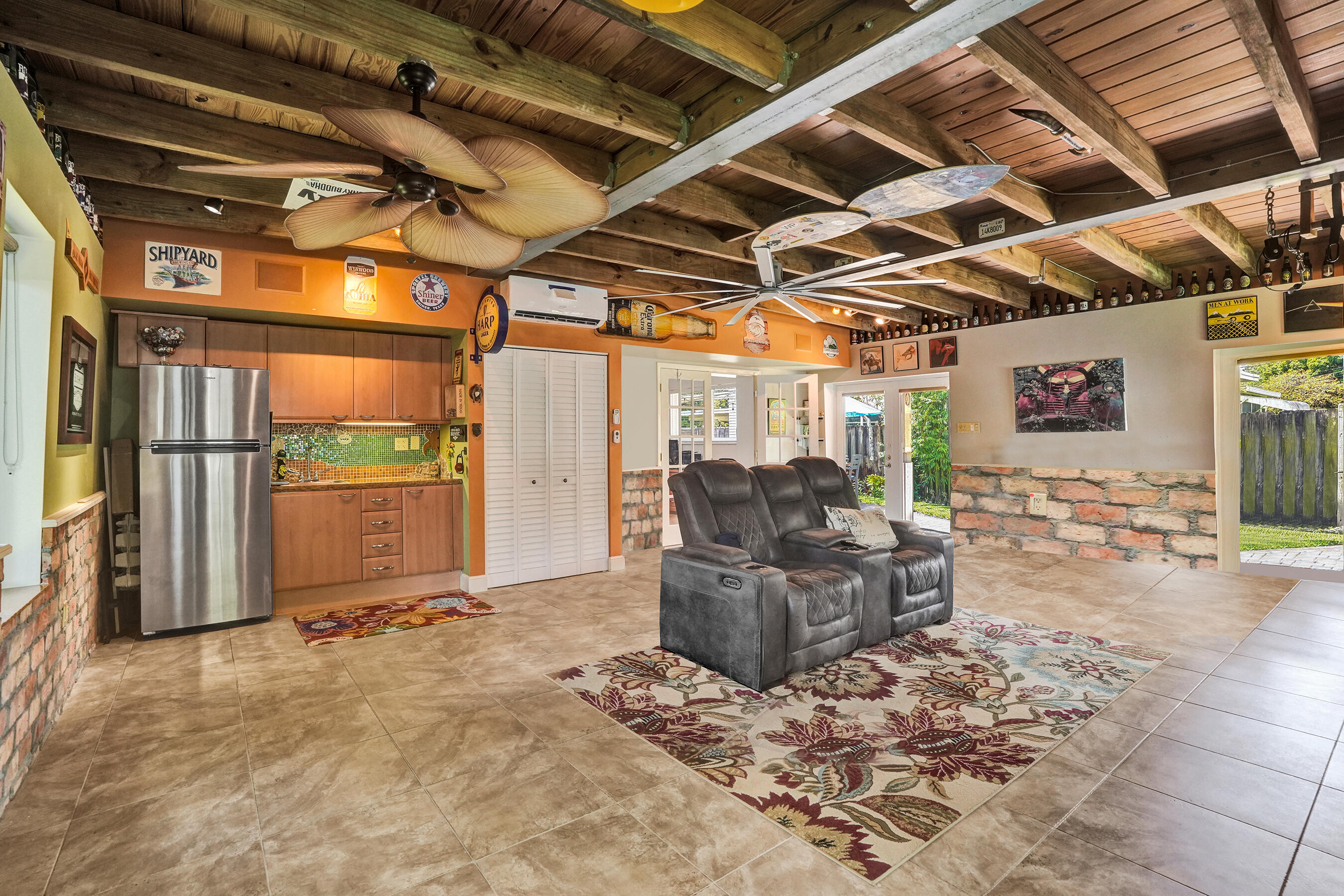 FLORANADA RIDGE SEC - Residential