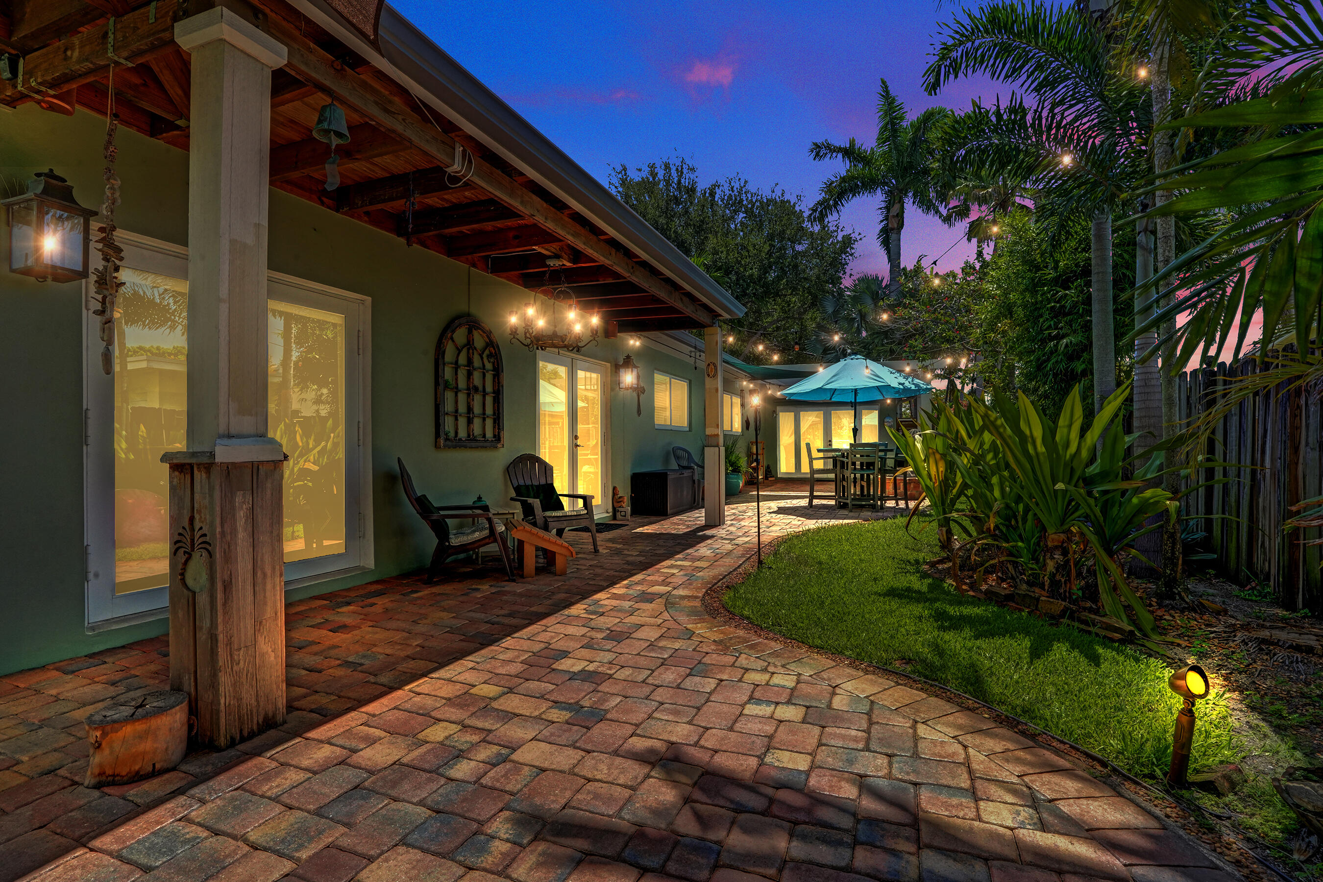 FLORANADA RIDGE SEC - Residential