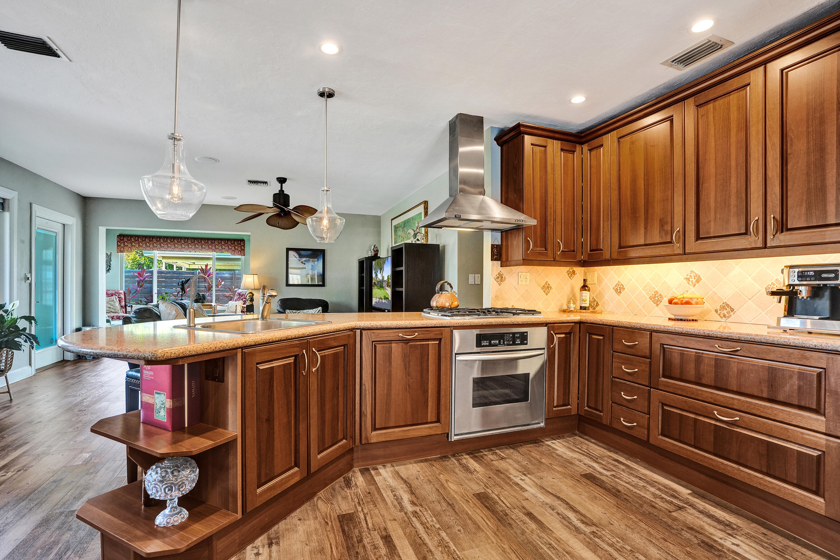 FLORANADA RIDGE SEC - Residential