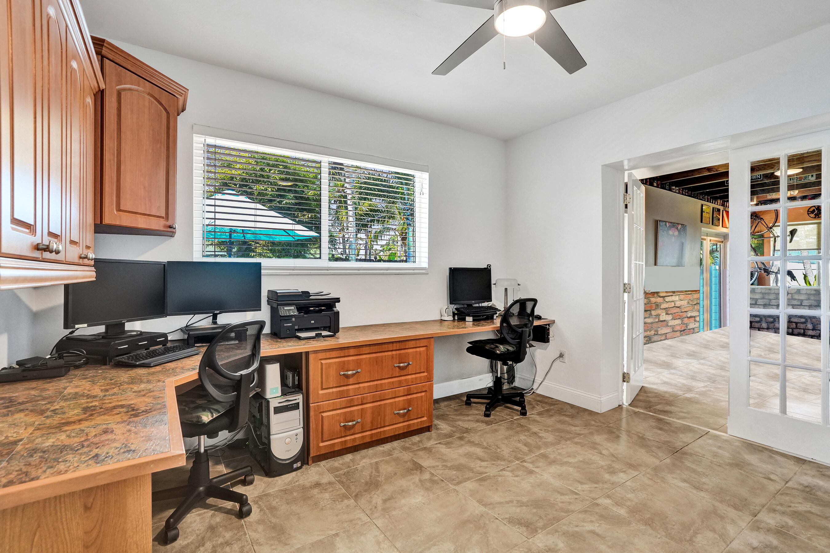 FLORANADA RIDGE SEC - Residential