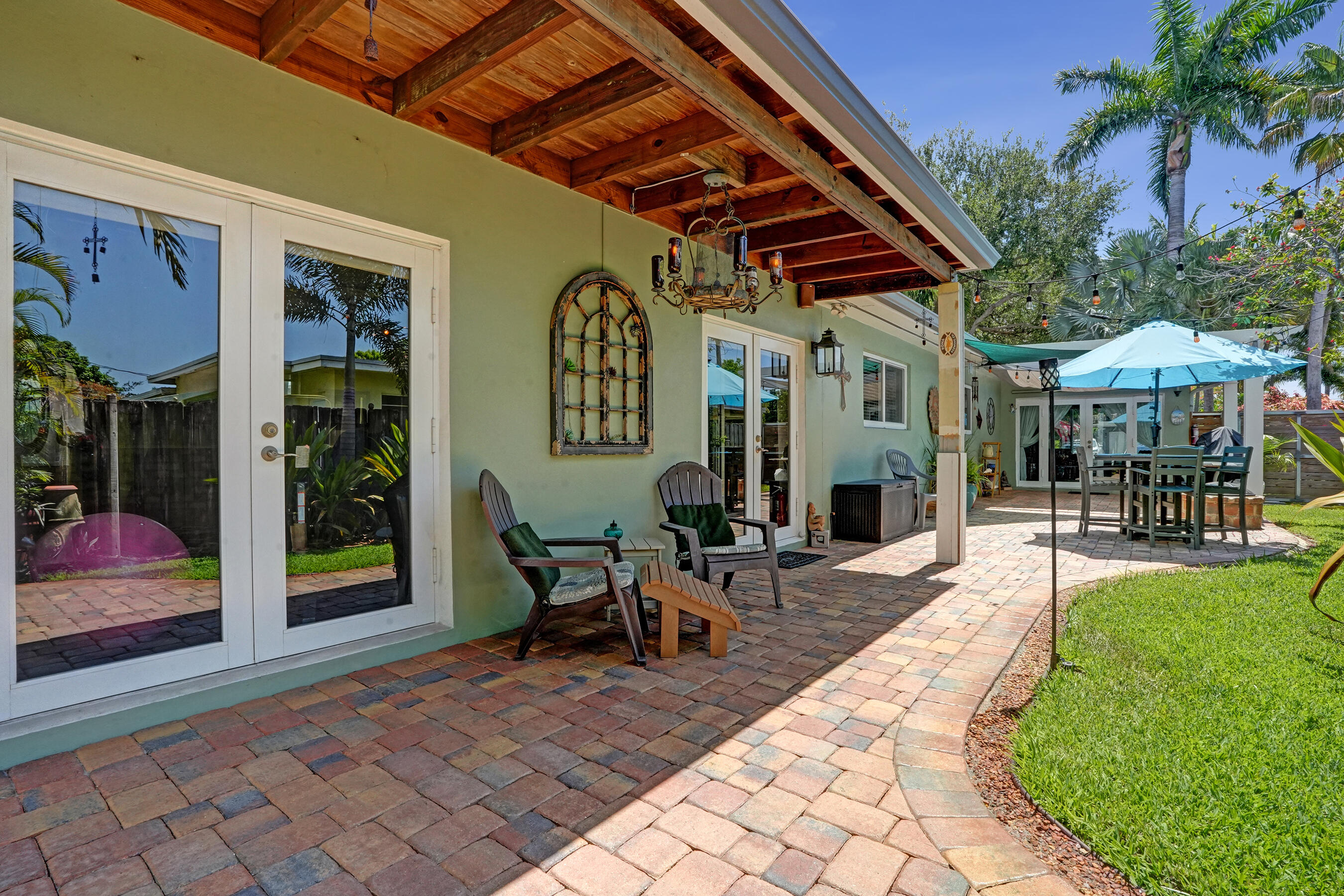 FLORANADA RIDGE SEC - Residential