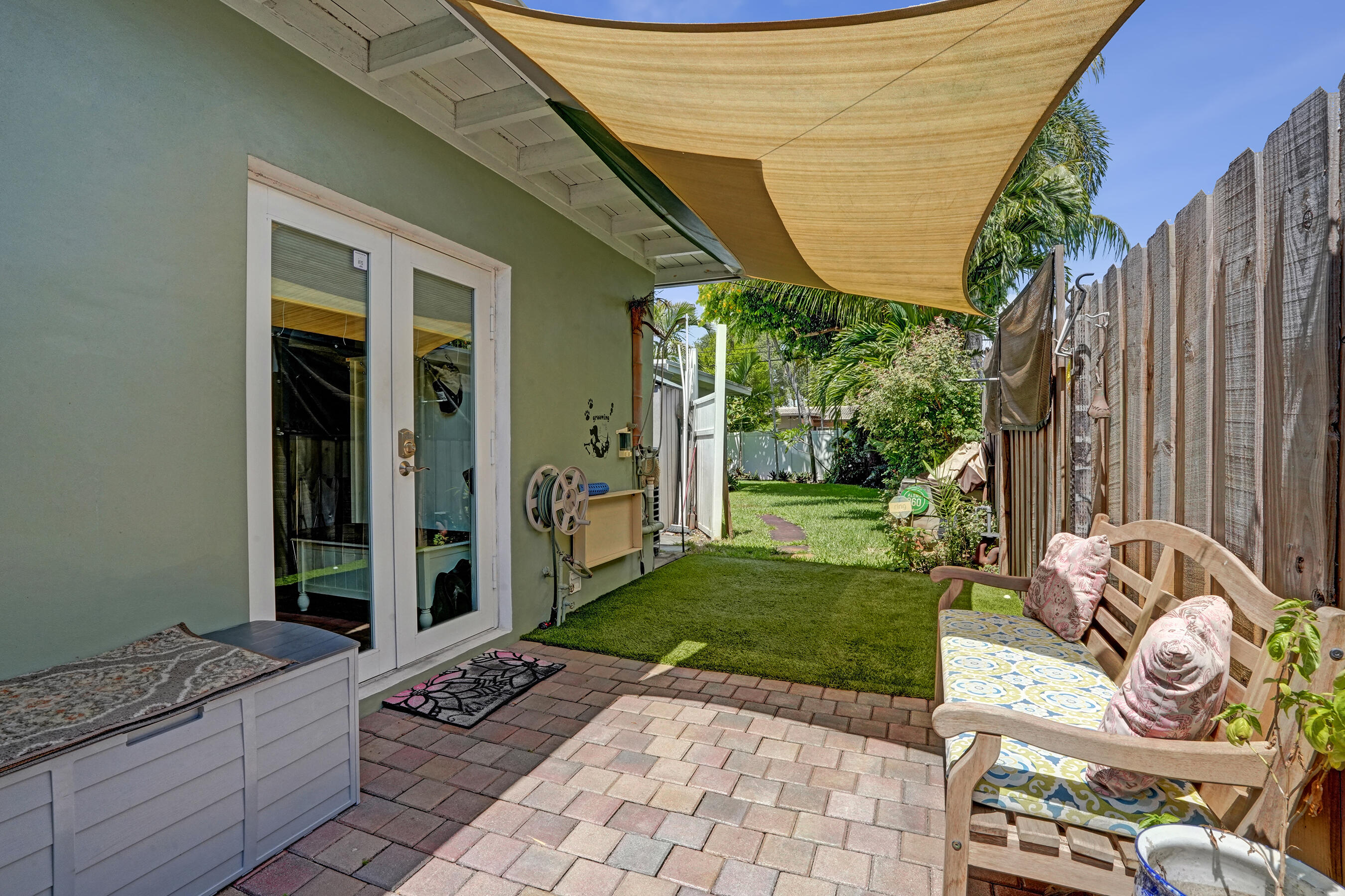 FLORANADA RIDGE SEC - Residential