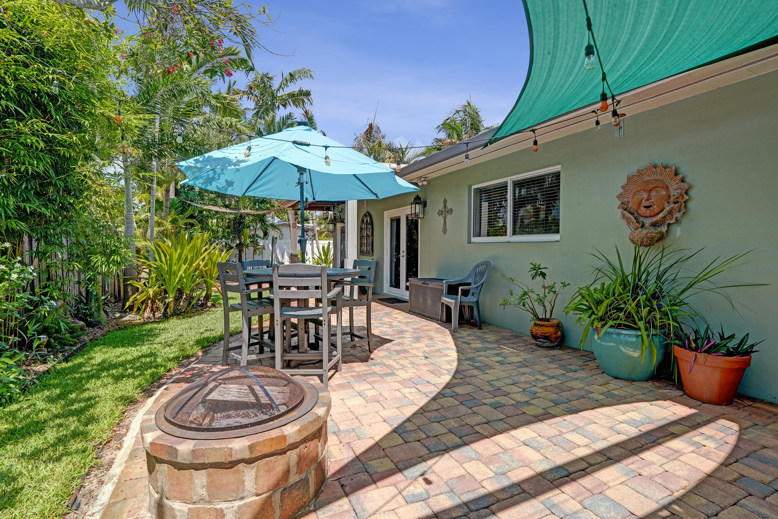 FLORANADA RIDGE SEC - Residential