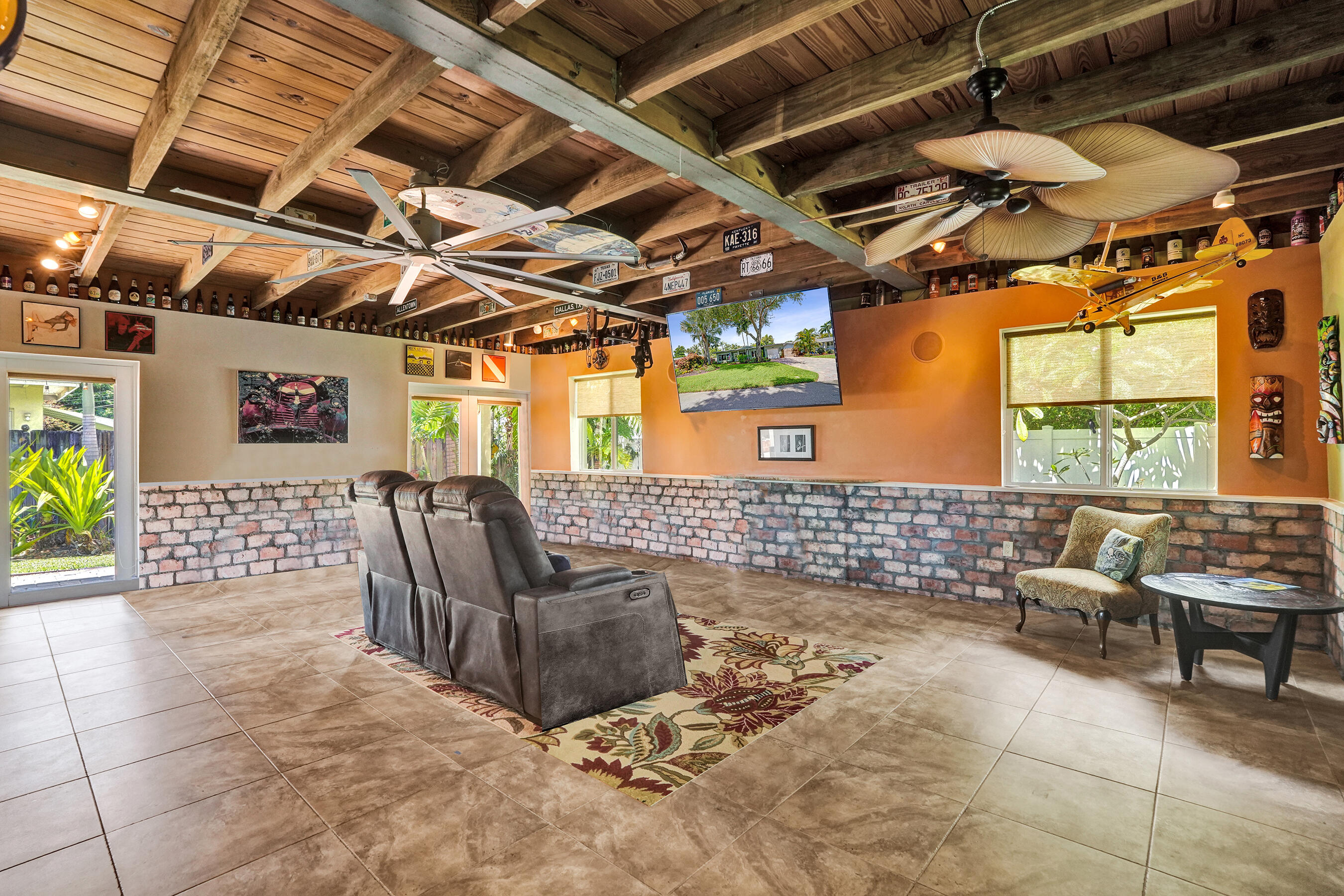 FLORANADA RIDGE SEC - Residential