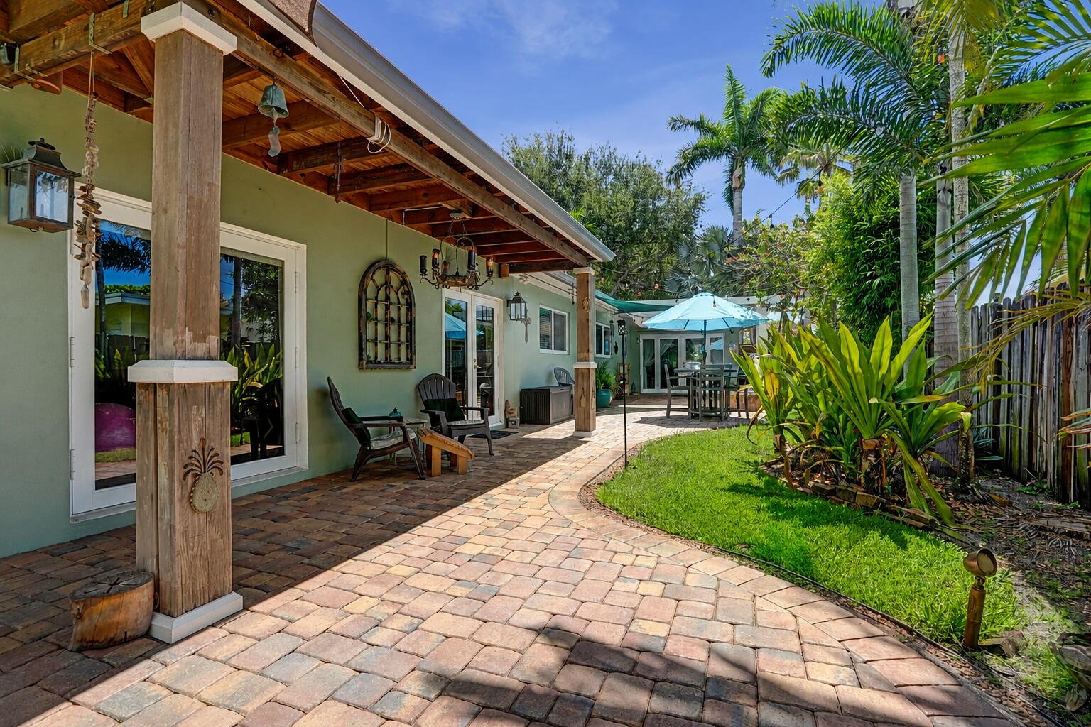 FLORANADA RIDGE SEC - Residential