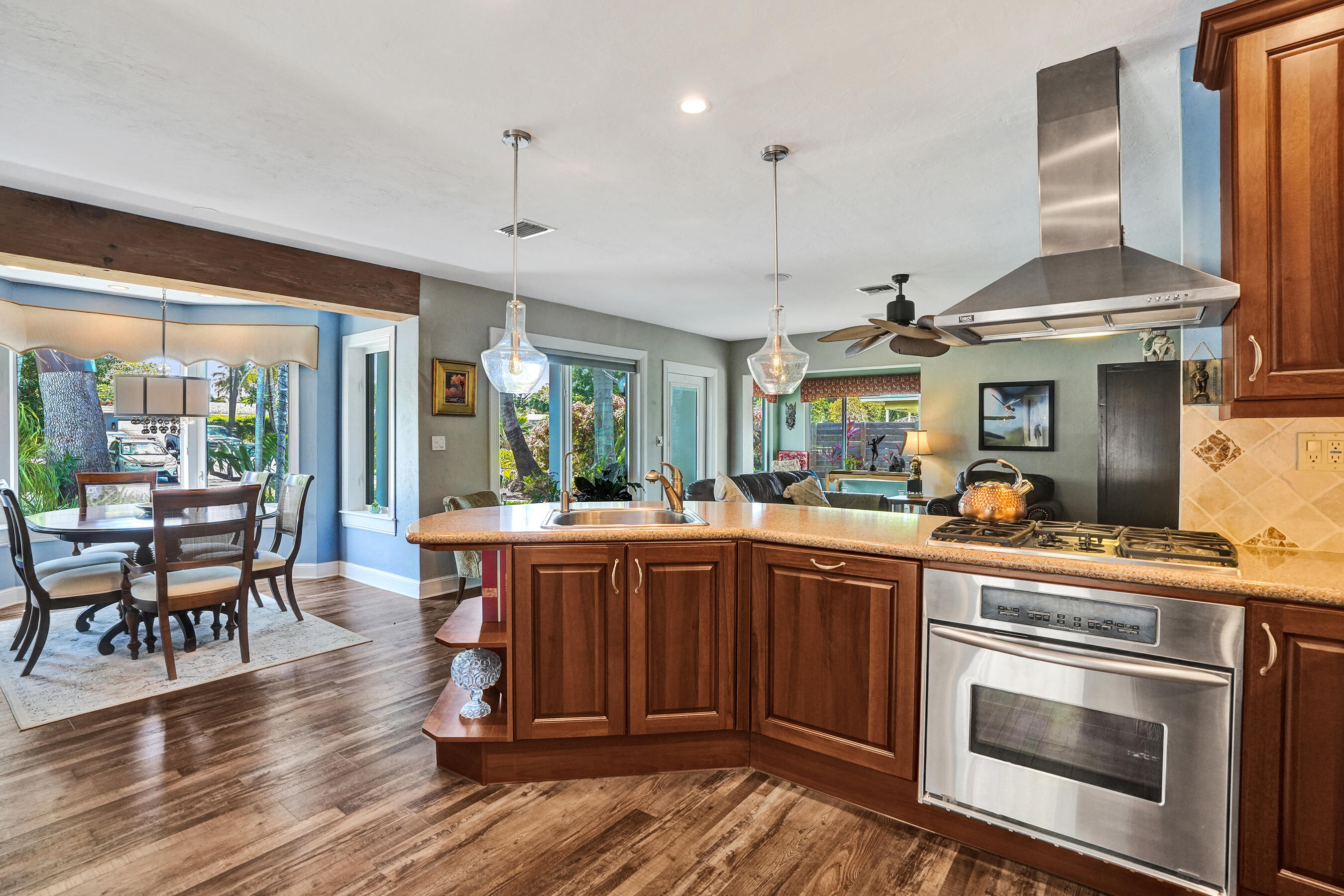 FLORANADA RIDGE SEC - Residential