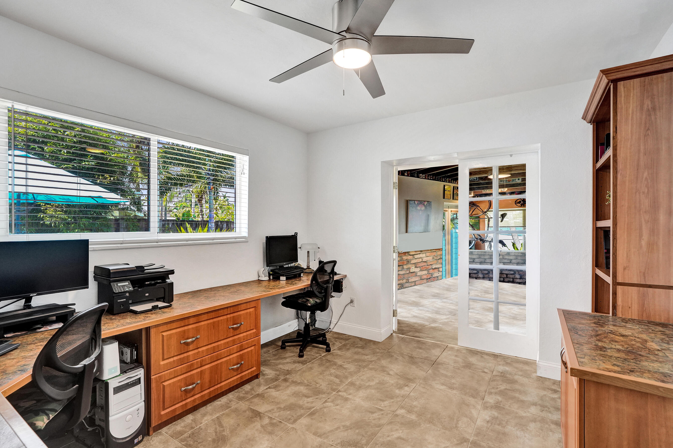 FLORANADA RIDGE SEC - Residential