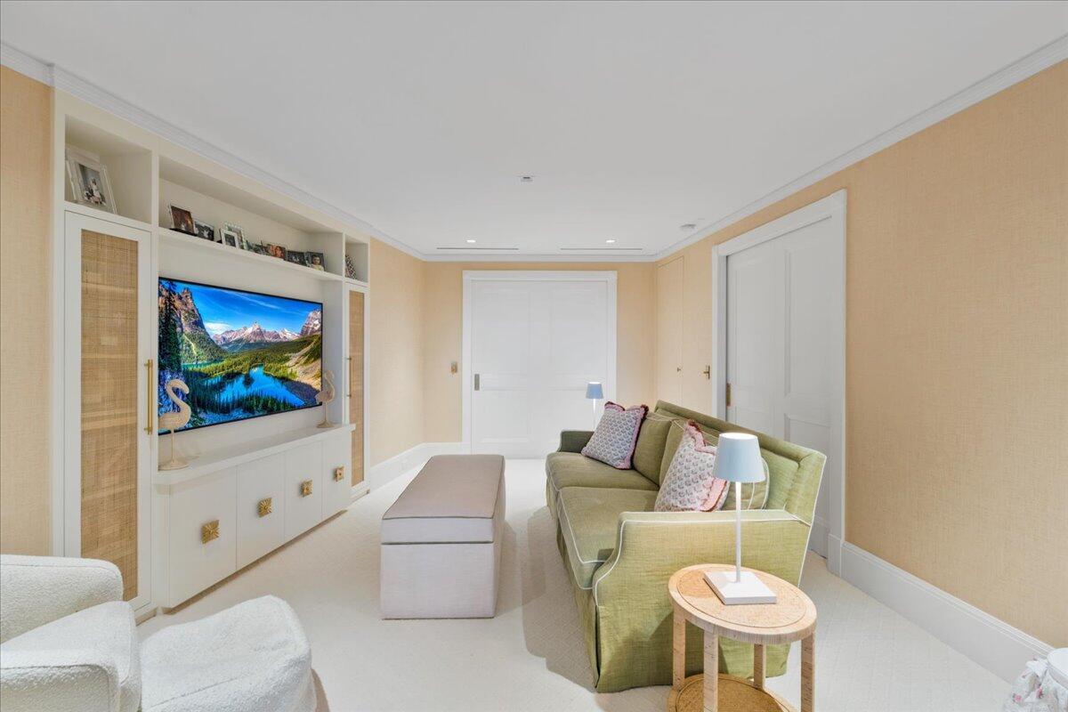 ONE ROYAL PALM WAY CONDO - Residential