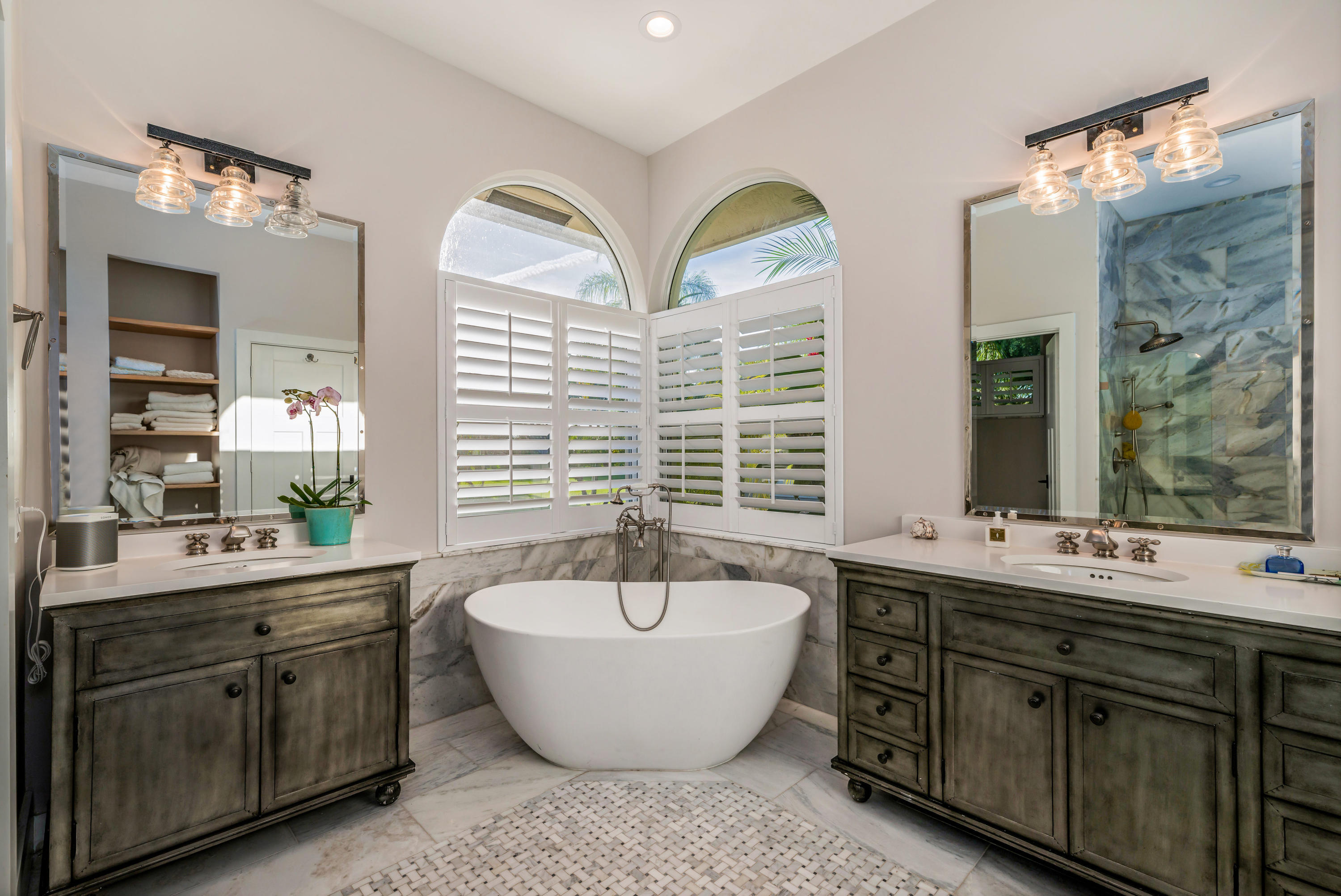 PALM BEACH POINT - Residential