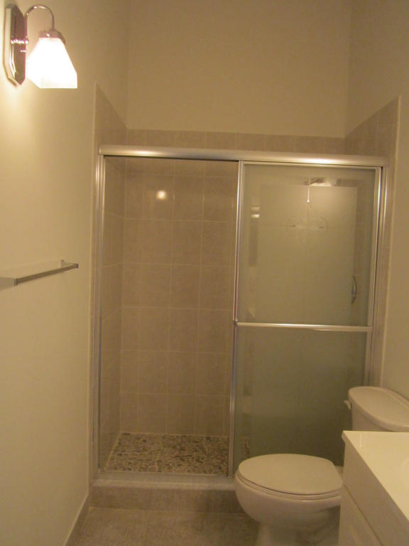 Willow Woods* Renovated*B - Residential