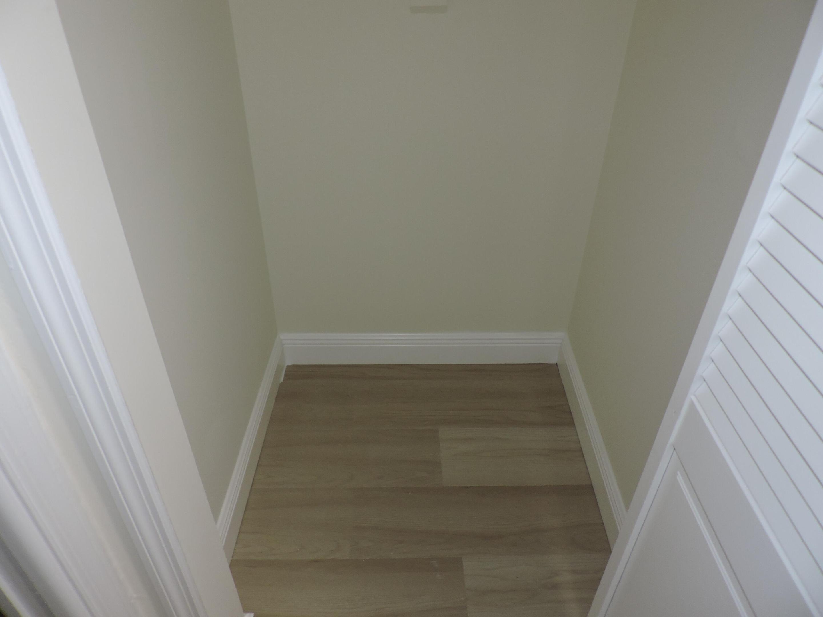 ROYAL POINT MANOR WEST CONDO - Residential Lease