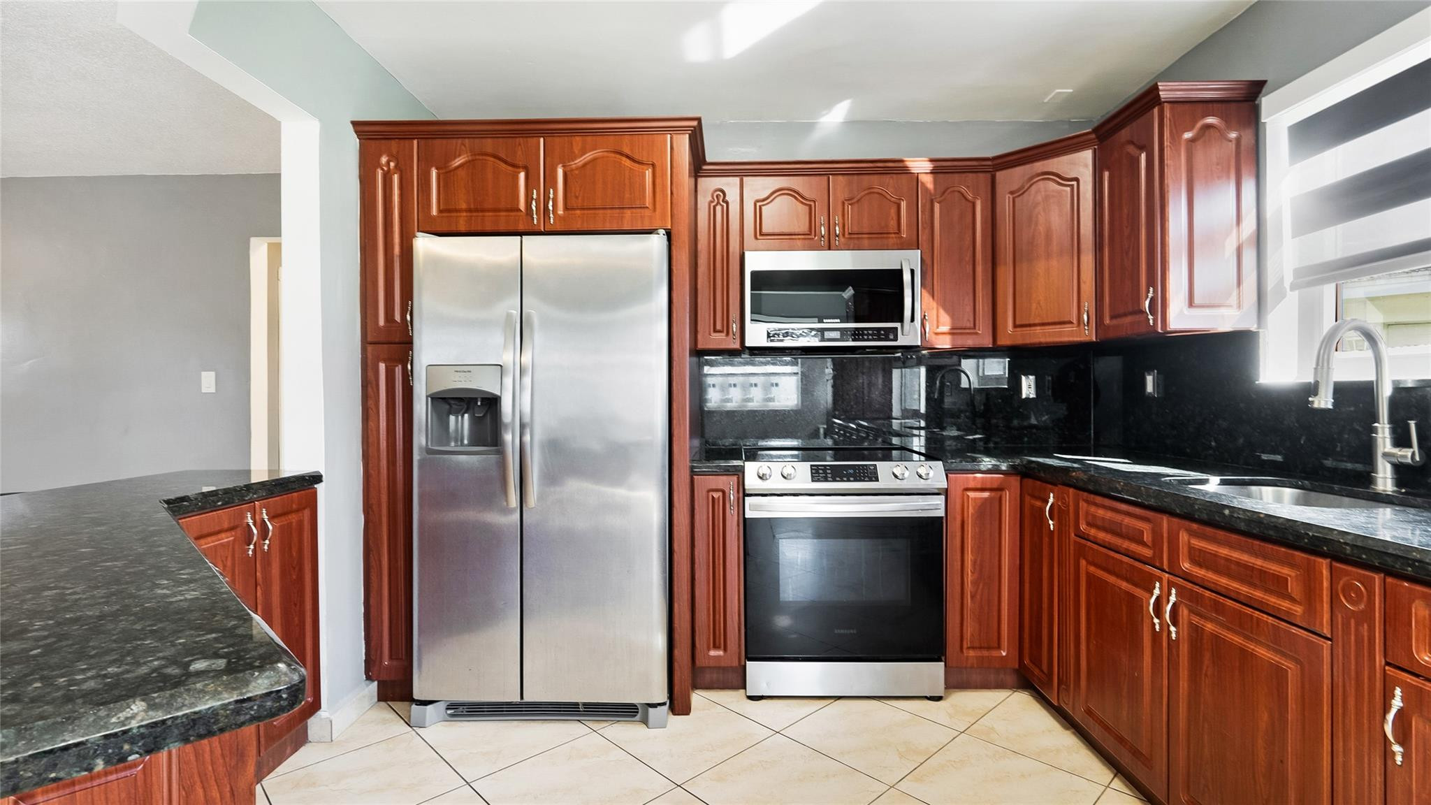SHERIDAN LAKES CONDO - Residential
