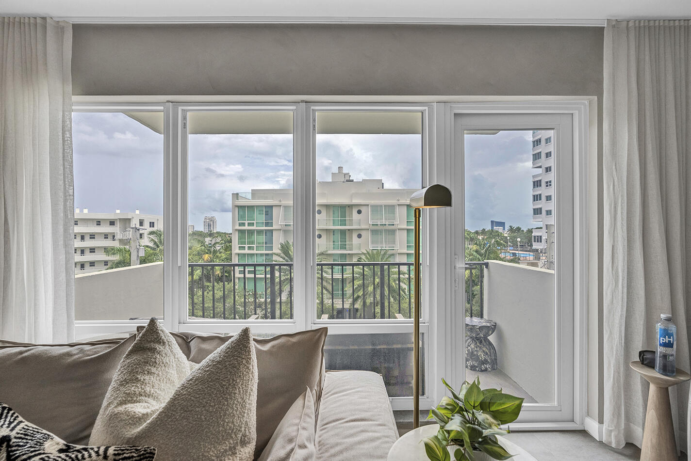ESSEX TOWER CONDO - Residential
