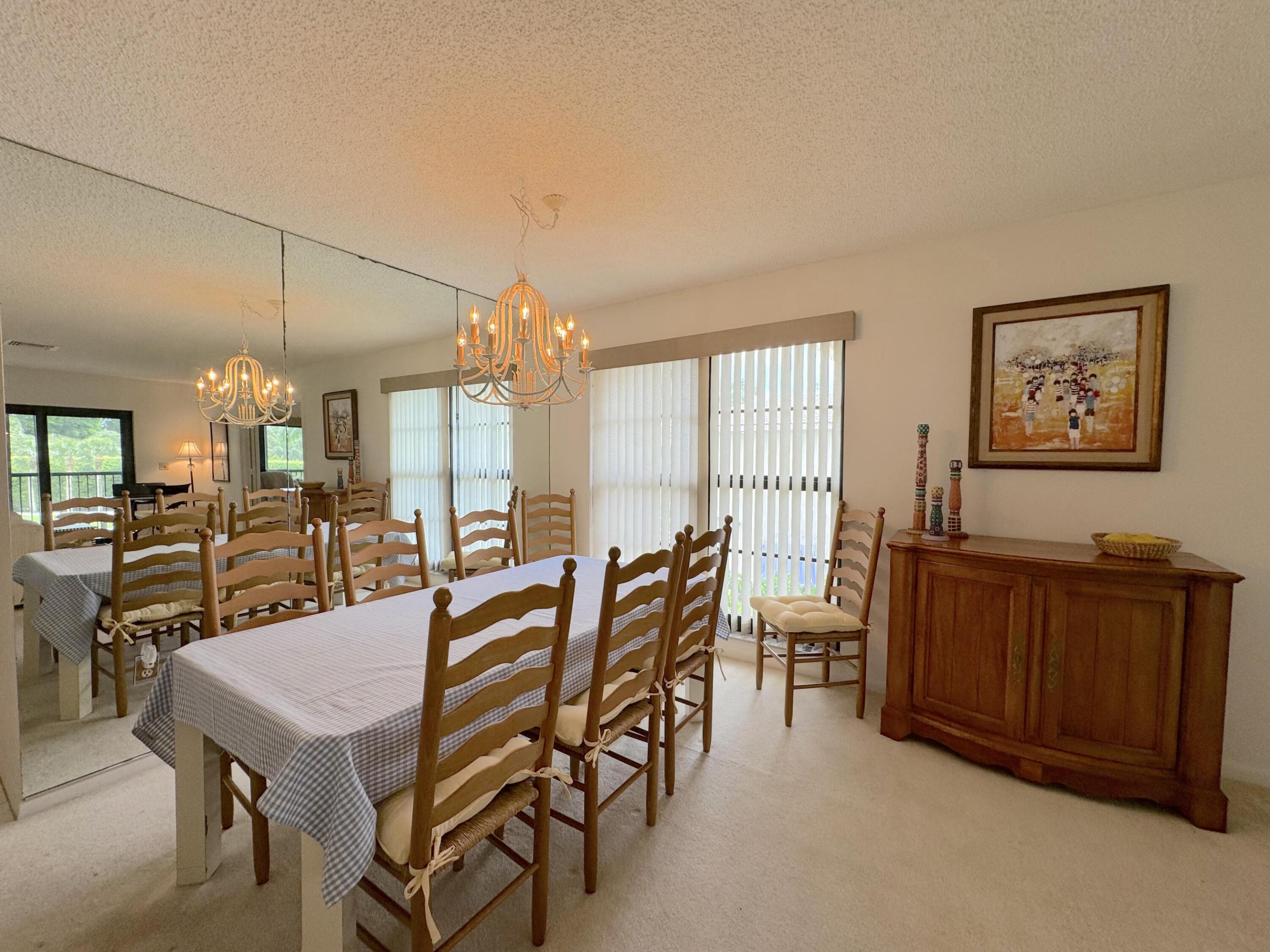 STRATFORD AT HUNTERS RUN CONDO - Residential Lease