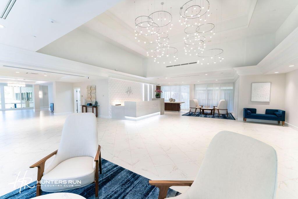 STRATFORD AT HUNTERS RUN CONDO - Residential Lease