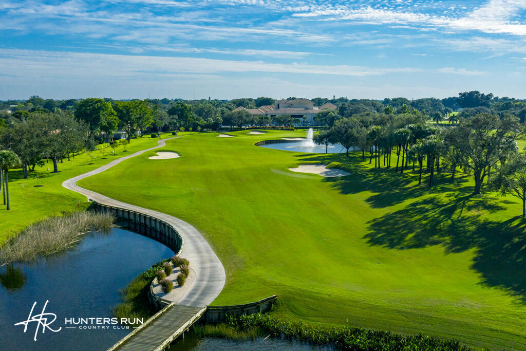 STRATFORD AT HUNTERS RUN CONDO - Residential Lease