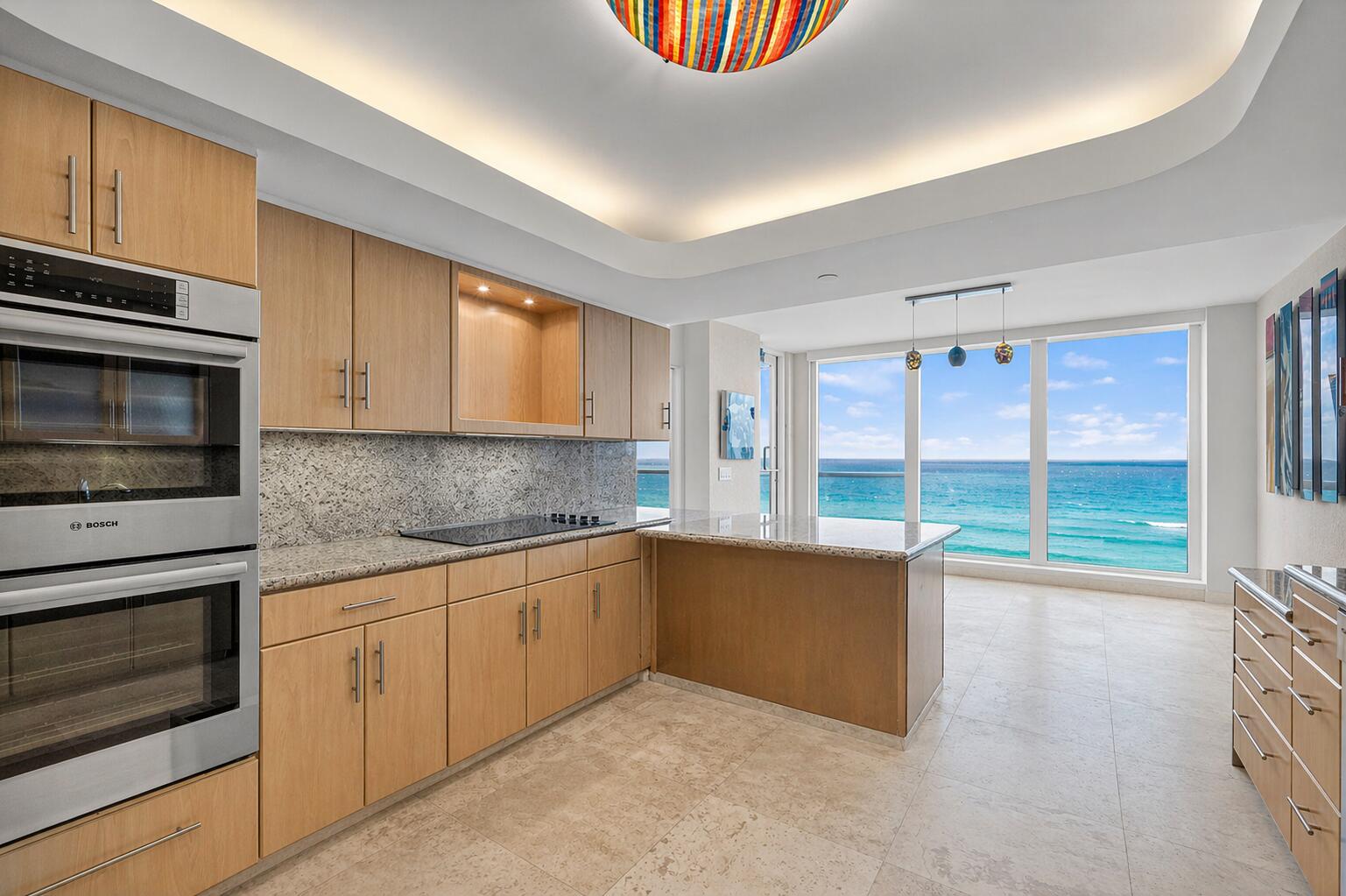 VILLA NOVA CONDO - Residential