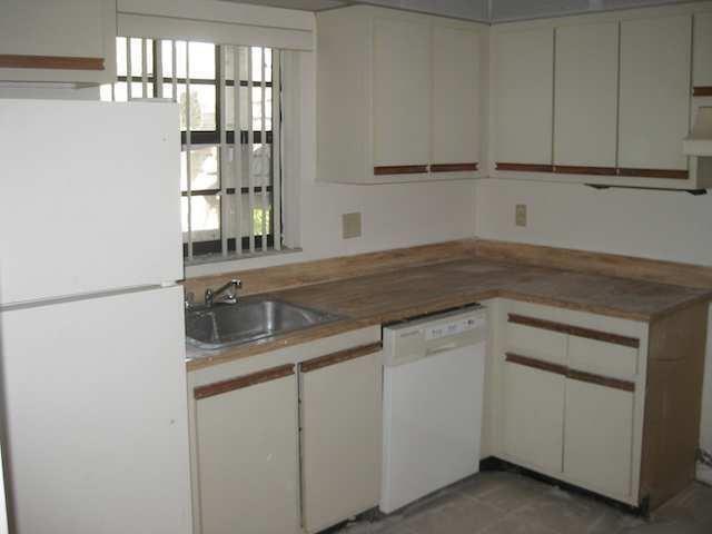 GRENADIER LAKES AT WELLEBY CONDO - Residential Lease