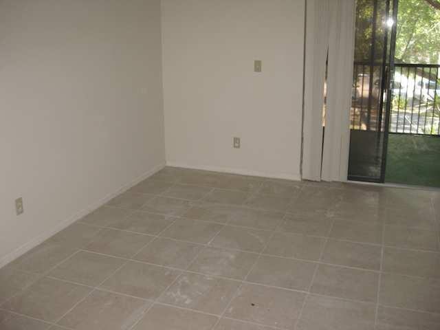 GRENADIER LAKES AT WELLEBY CONDO - Residential Lease