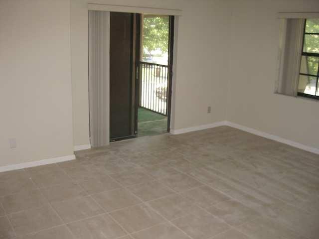 GRENADIER LAKES AT WELLEBY CONDO - Residential Lease