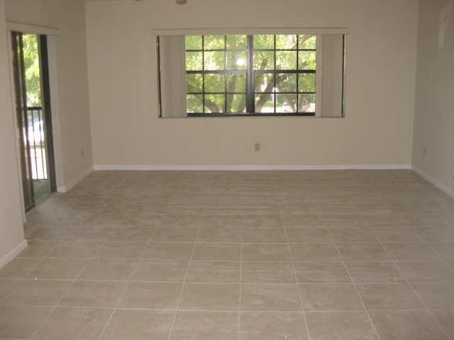 GRENADIER LAKES AT WELLEBY CONDO - Residential Lease