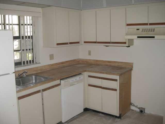GRENADIER LAKES AT WELLEBY CONDO - Residential Lease