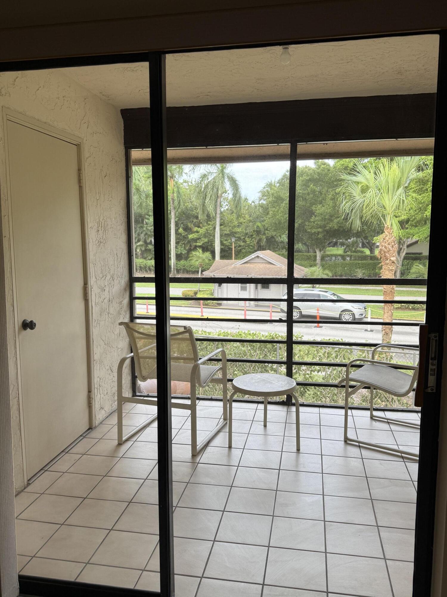 LAKESIDE CONDO 8 OF BANYAN SPRINGS - Residential