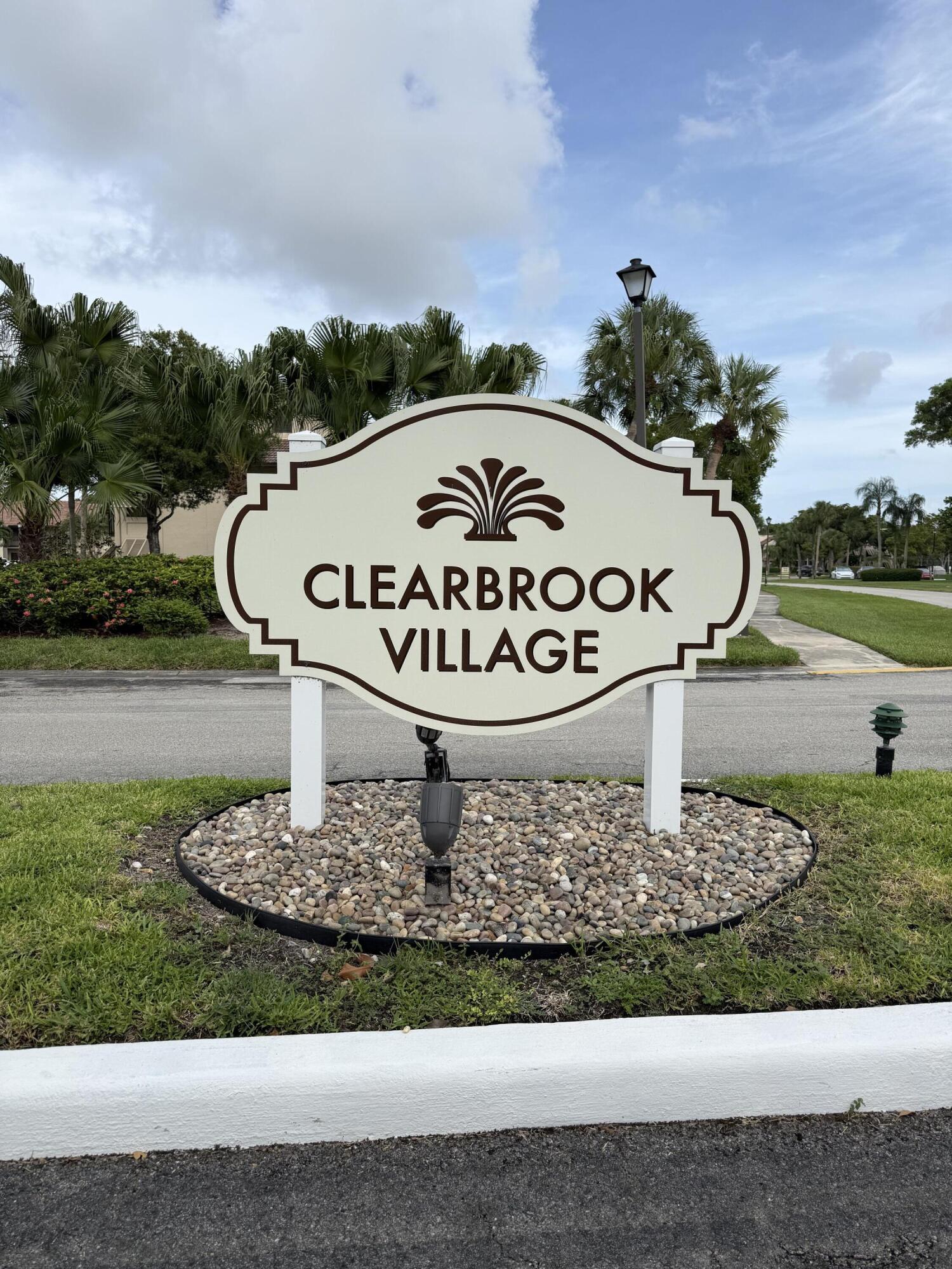 LAKESIDE CONDO 8 OF BANYAN SPRINGS - Residential