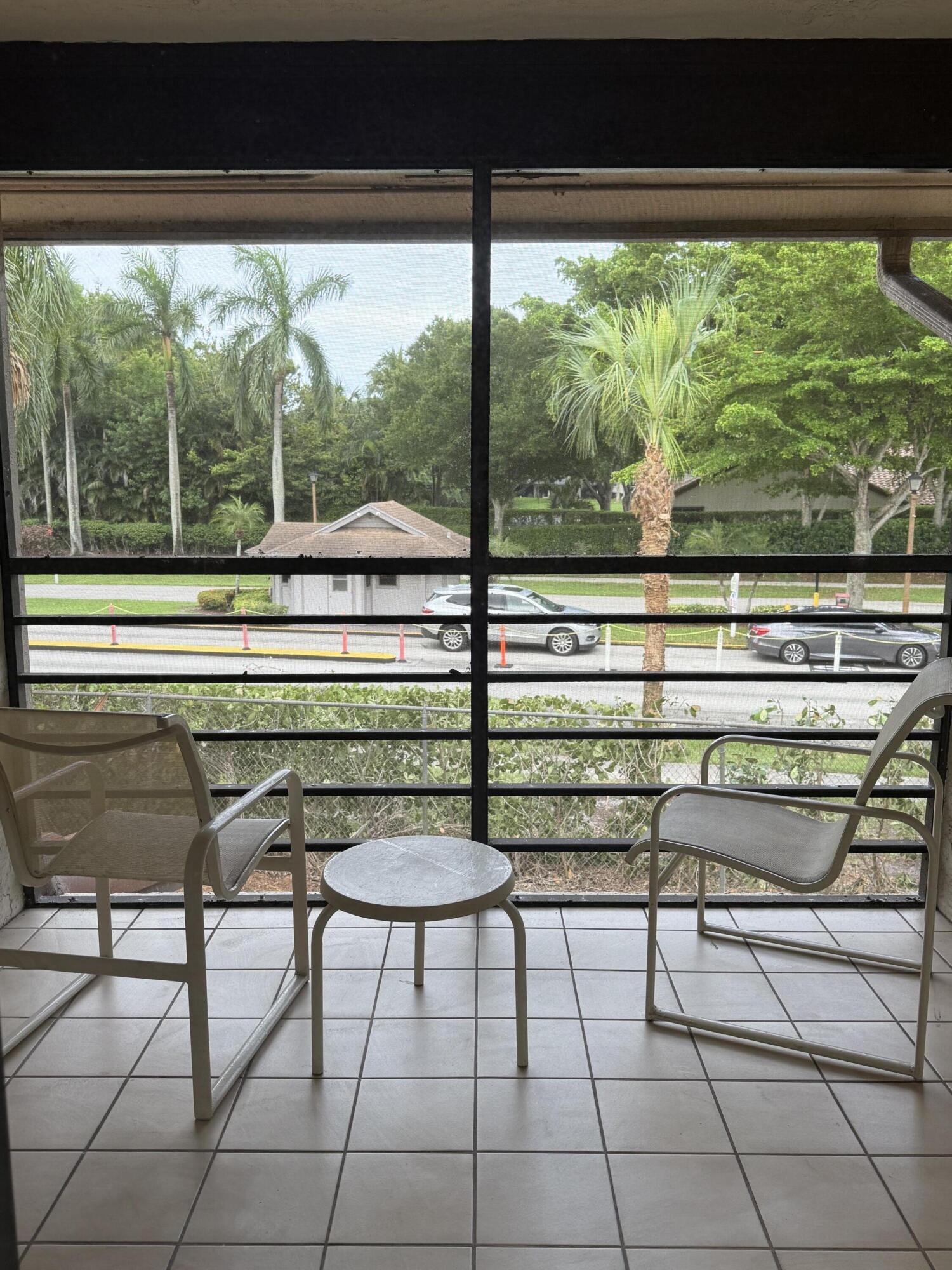 LAKESIDE CONDO 8 OF BANYAN SPRINGS - Residential
