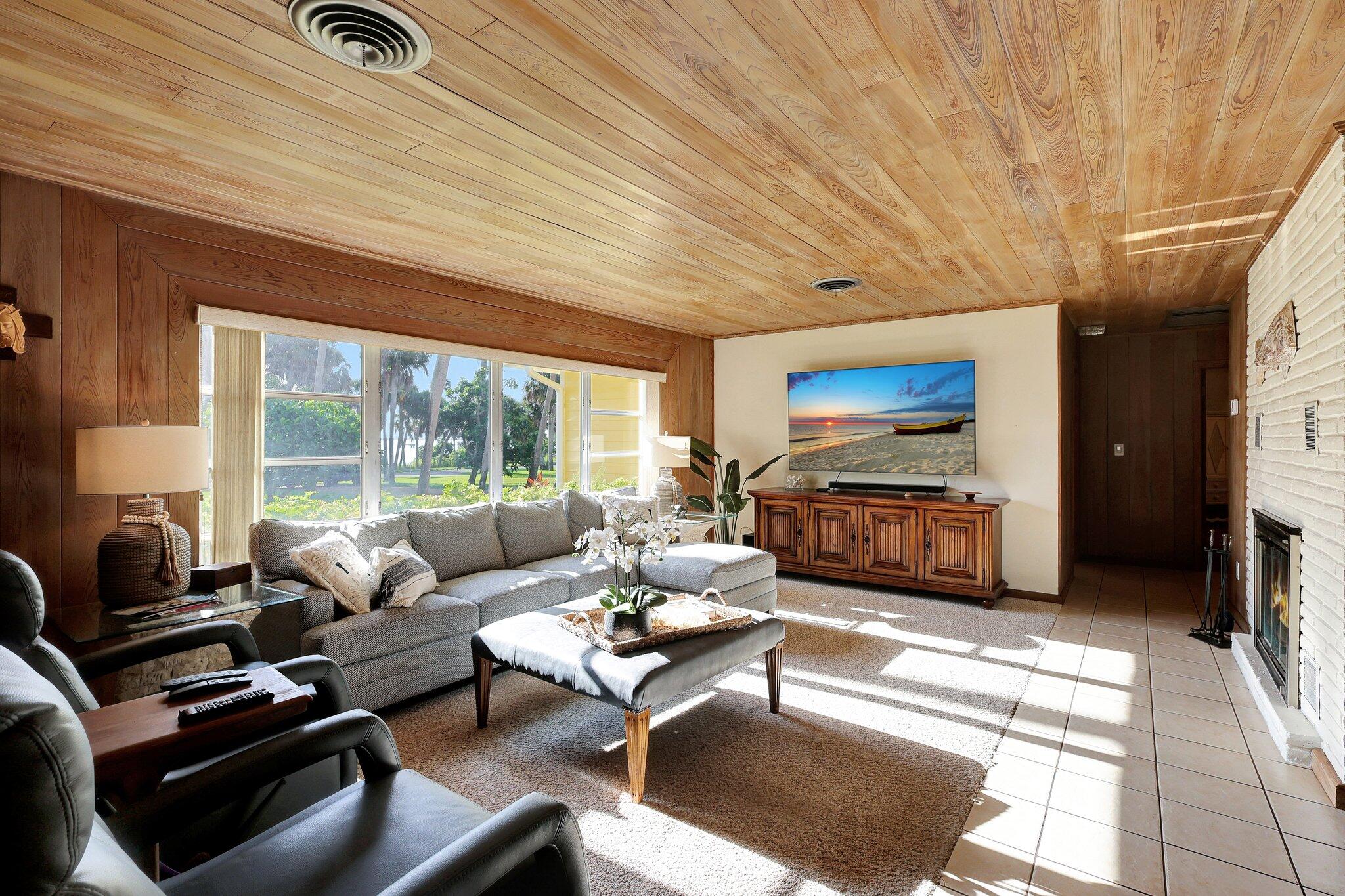 METES AND BOUNDS - Residential Lease