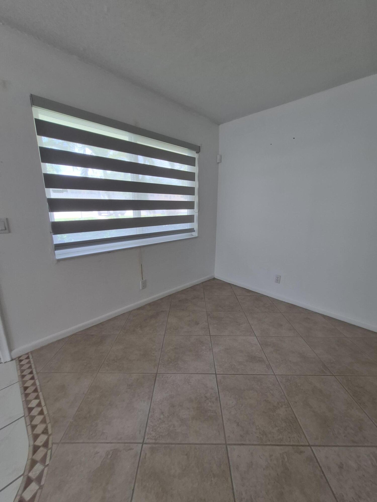 DORCHESTER CONDO - Residential Lease