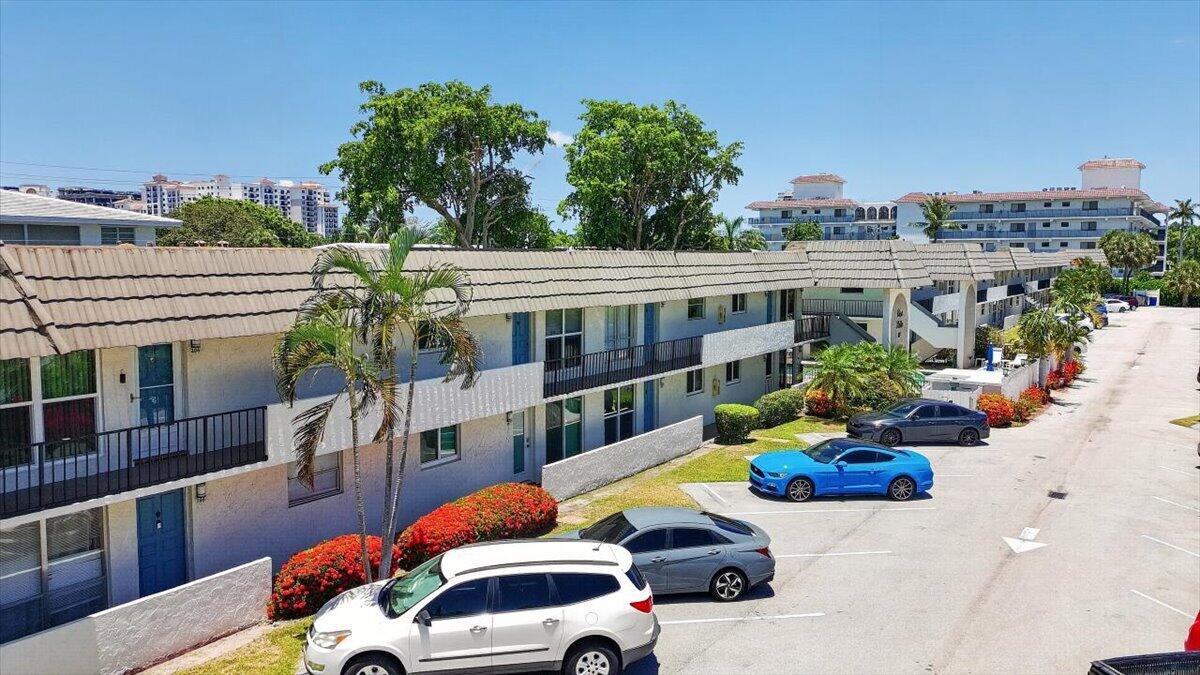BOCA BELLA CONDO - Residential