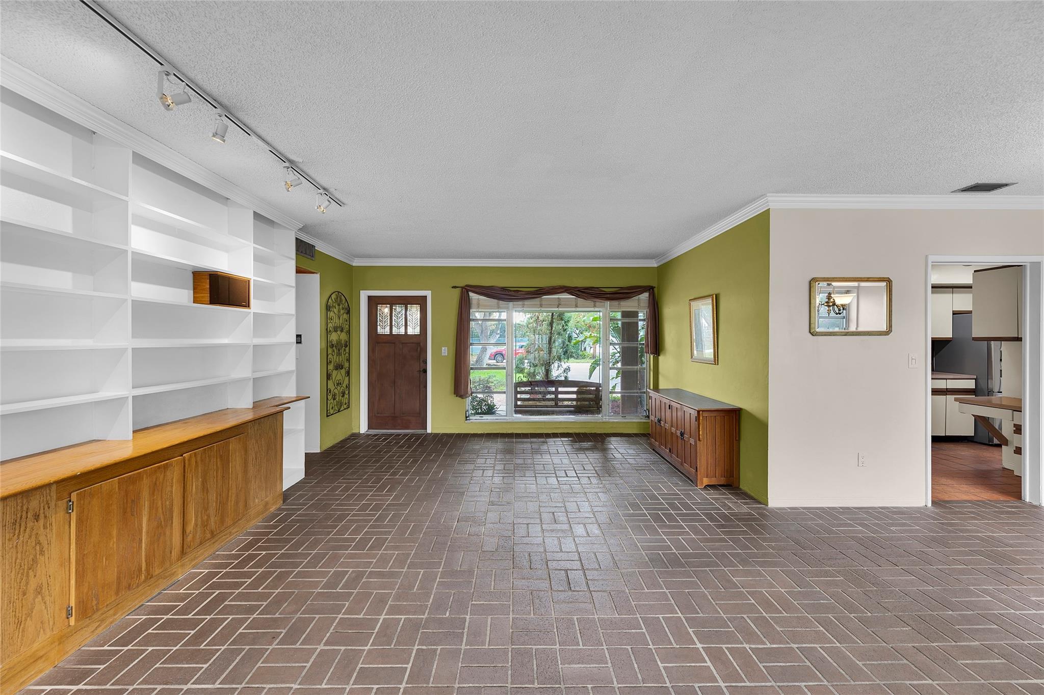 Cypress Point 28-16 B - Residential