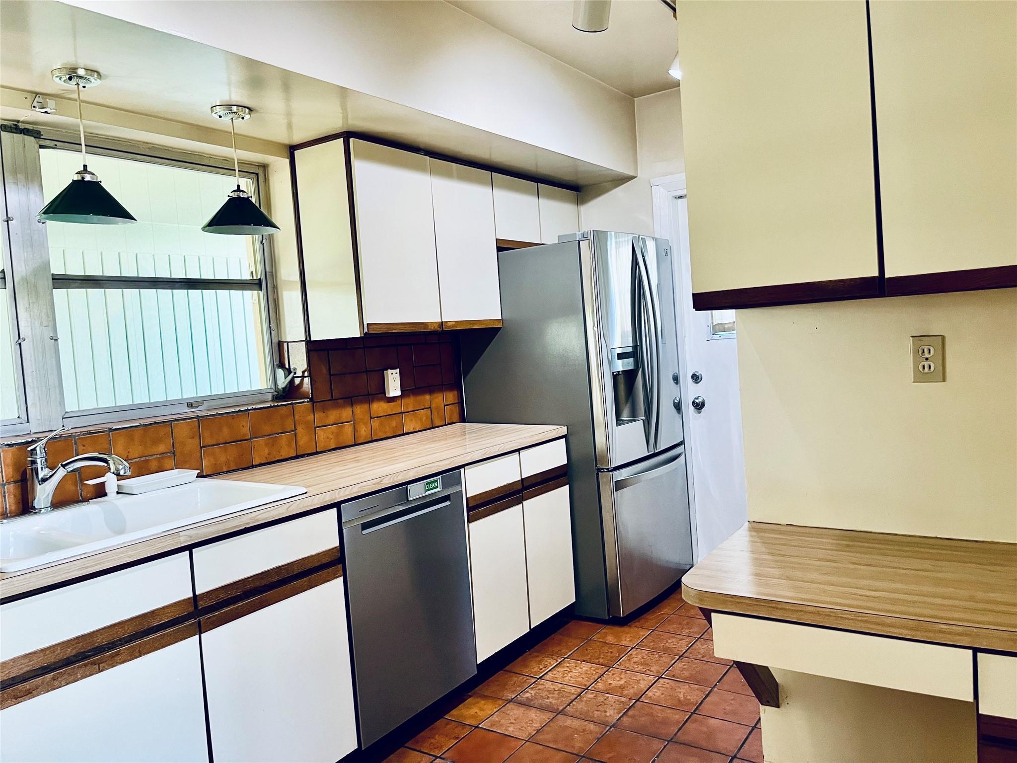 Cypress Point 28-16 B - Residential
