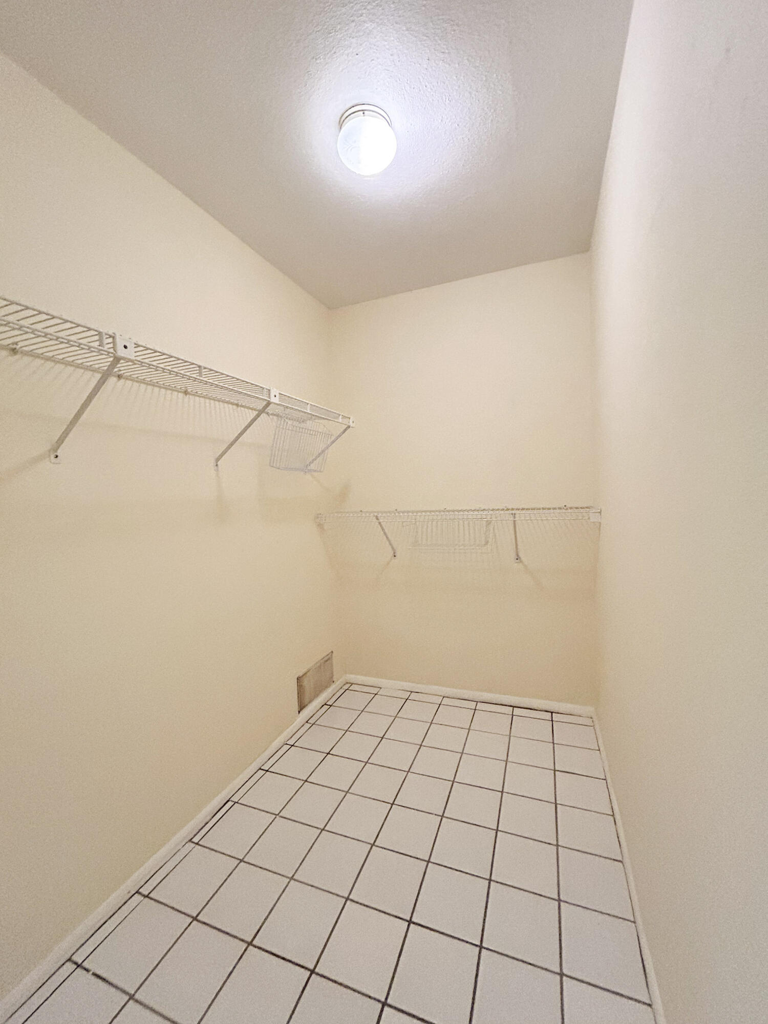 PORT ST LUCIE SECTION 53 1ST REPLAT - Residential