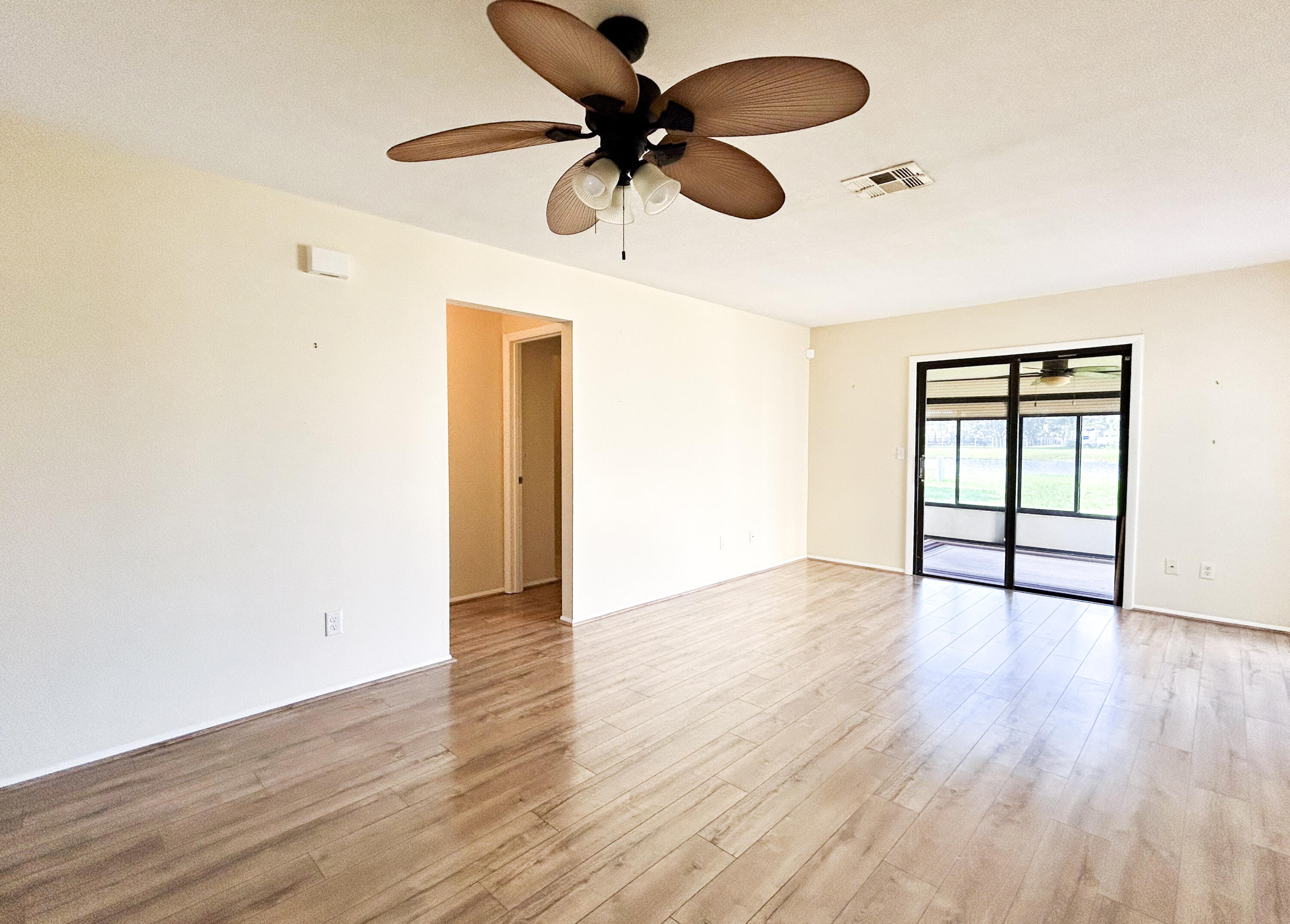 PORT ST LUCIE SECTION 53 1ST REPLAT - Residential