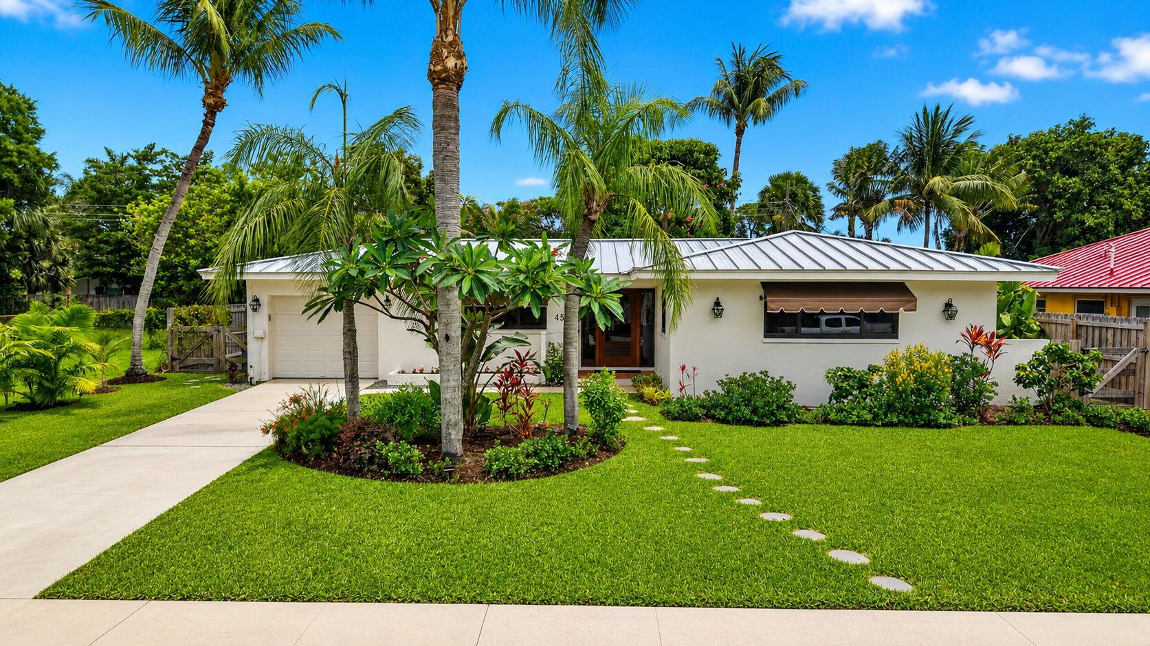 BOCA RATON SQUARE UNIT 4 - Residential